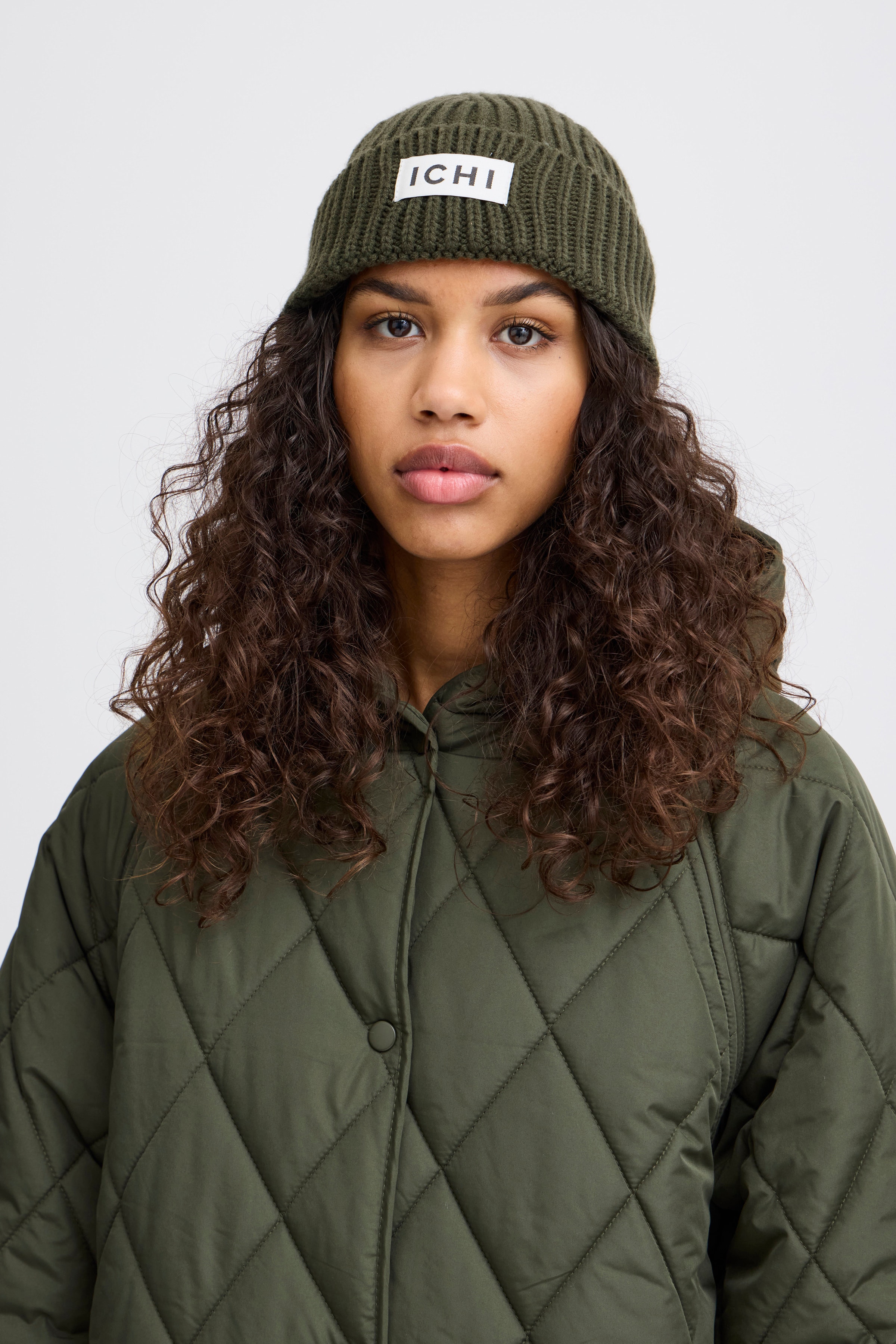 IAEMMA Pet LOOKBOOK DETAIL 20119458-190414