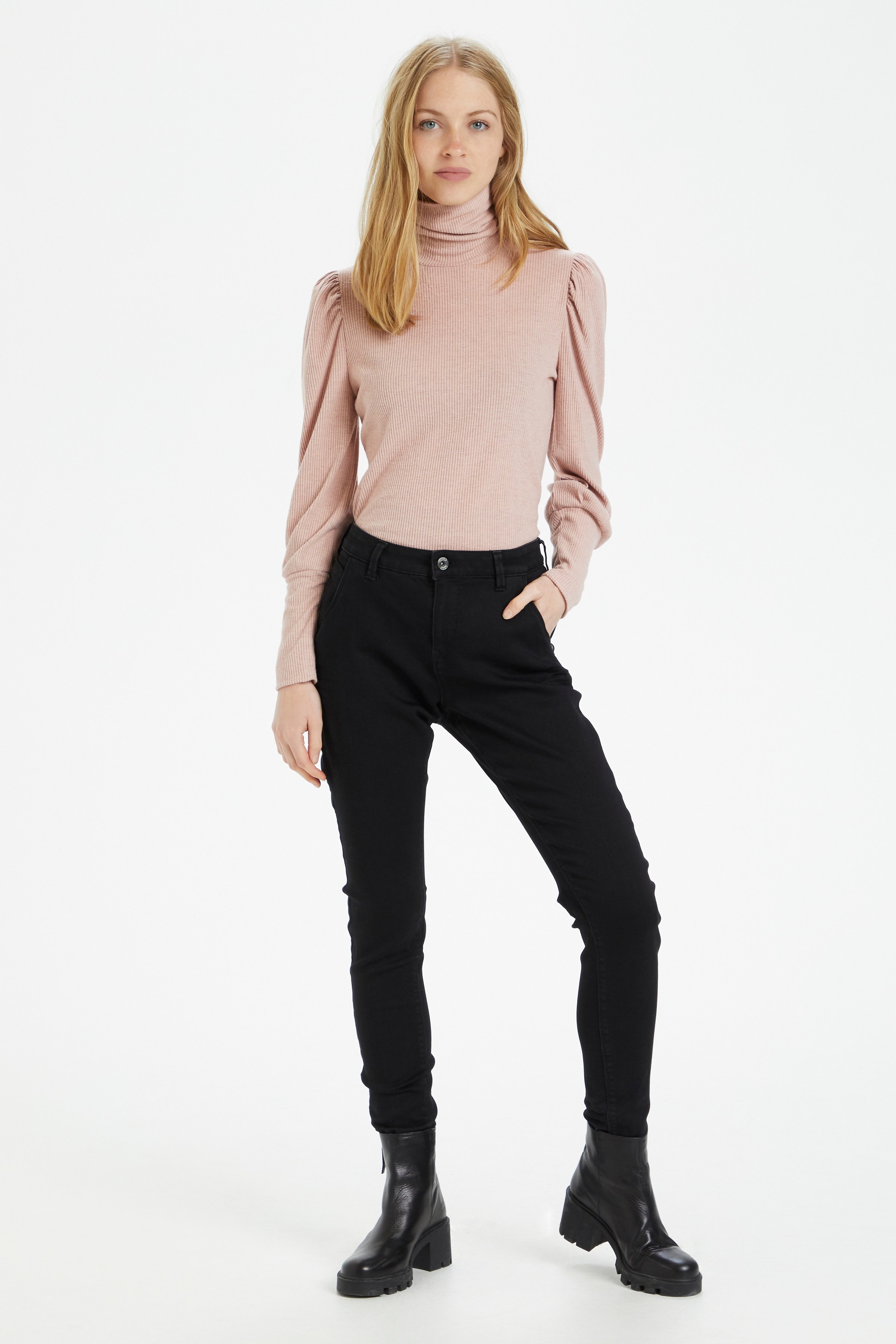 Long sleeved T-shirt LOOKBOOK FRONT 10607367-161508