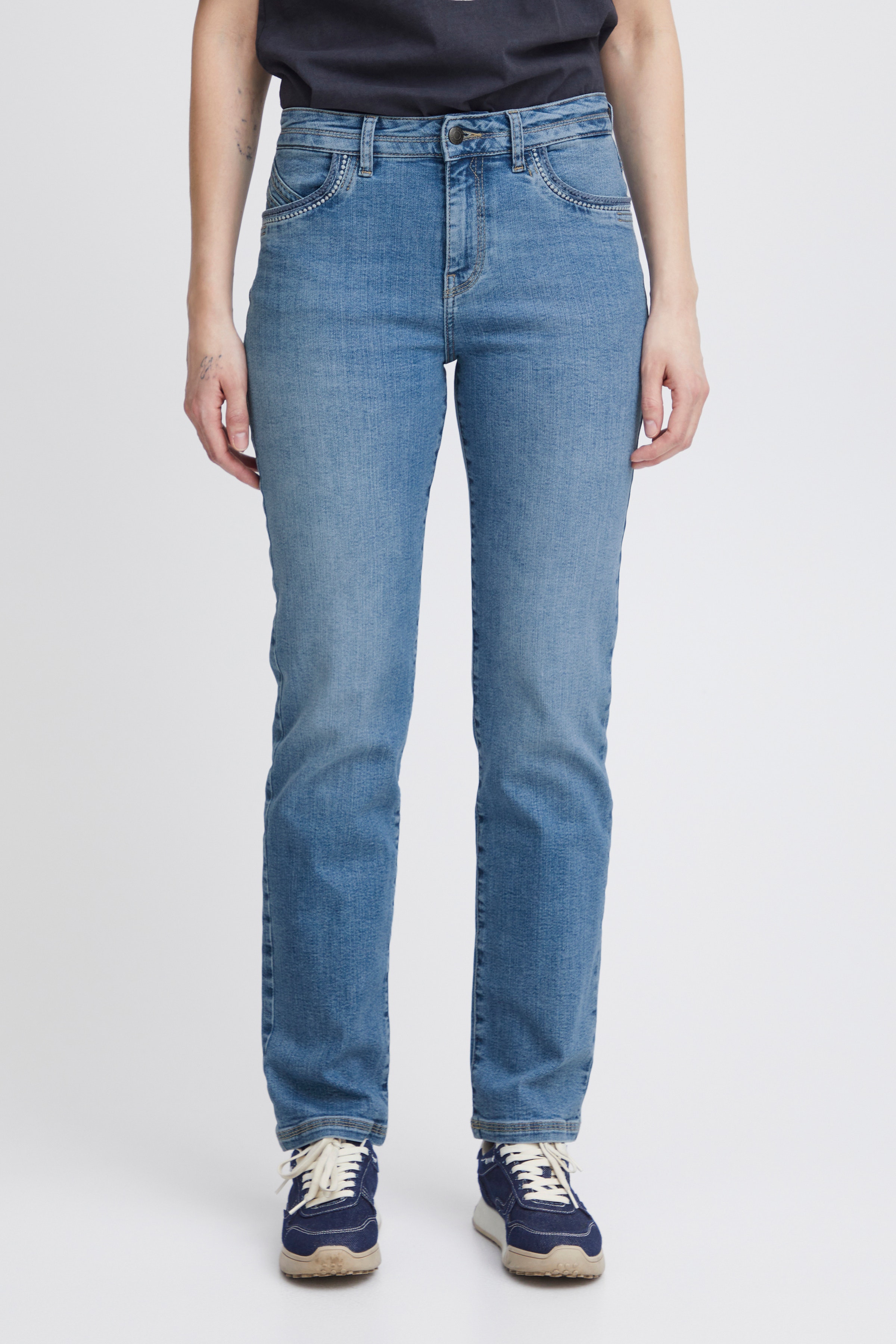 PZKENYA HW Jeans Straight Leg LOOKBOOK FRONT 50207893-200008