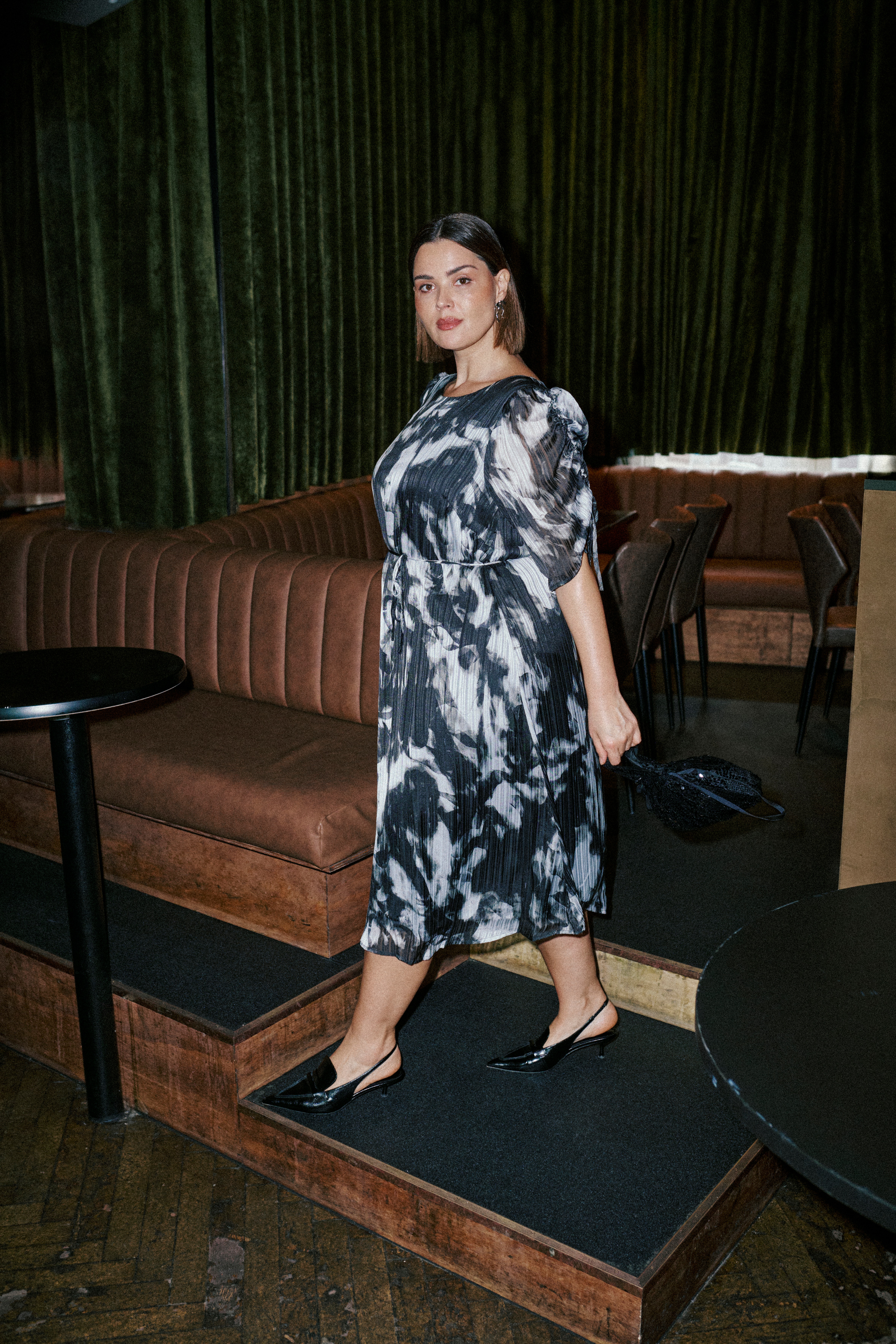 KCliva Robe LOCATION NONE 10582730-106593