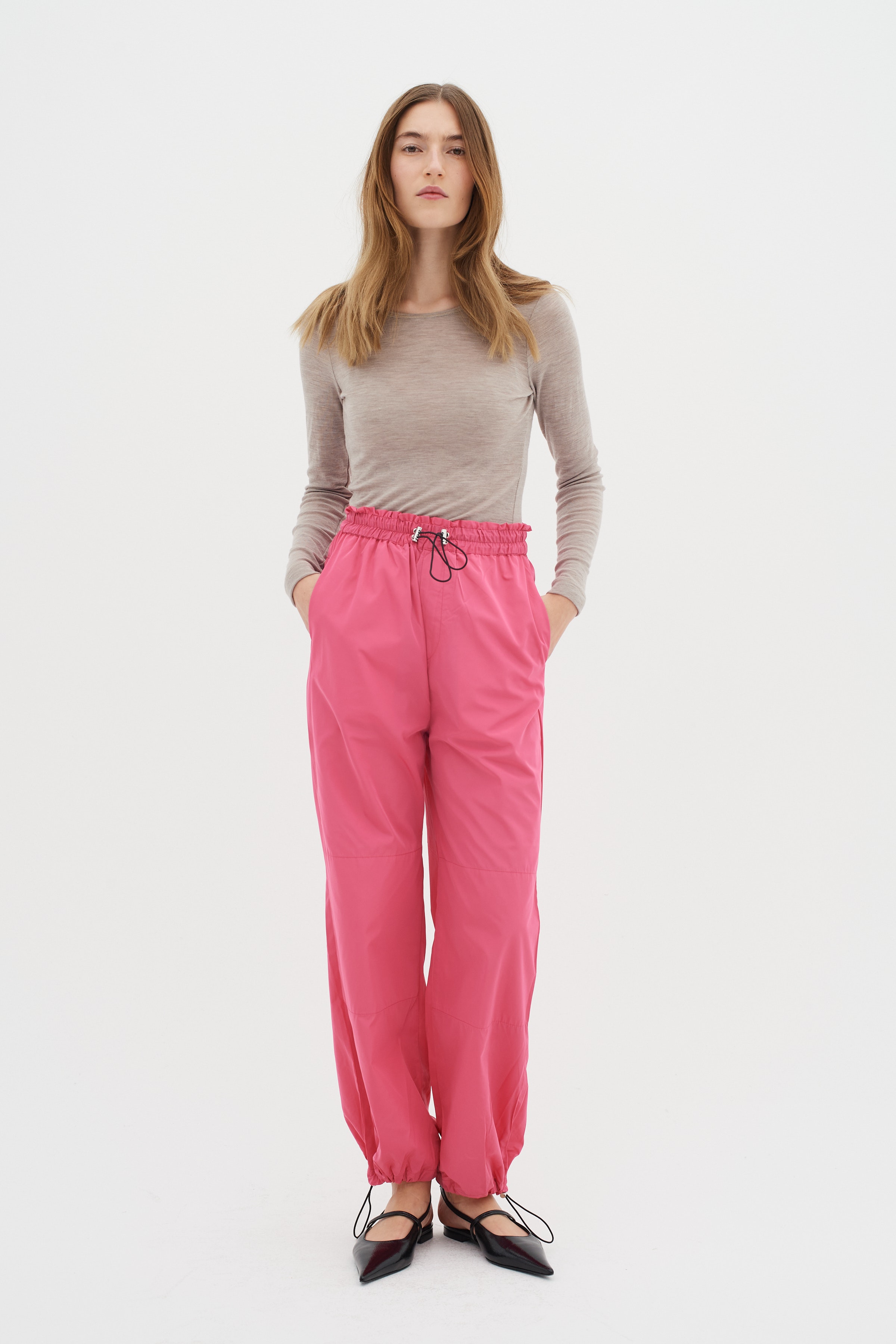 TaniaIW Trousers LOOKBOOK FRONT 30109048-182120