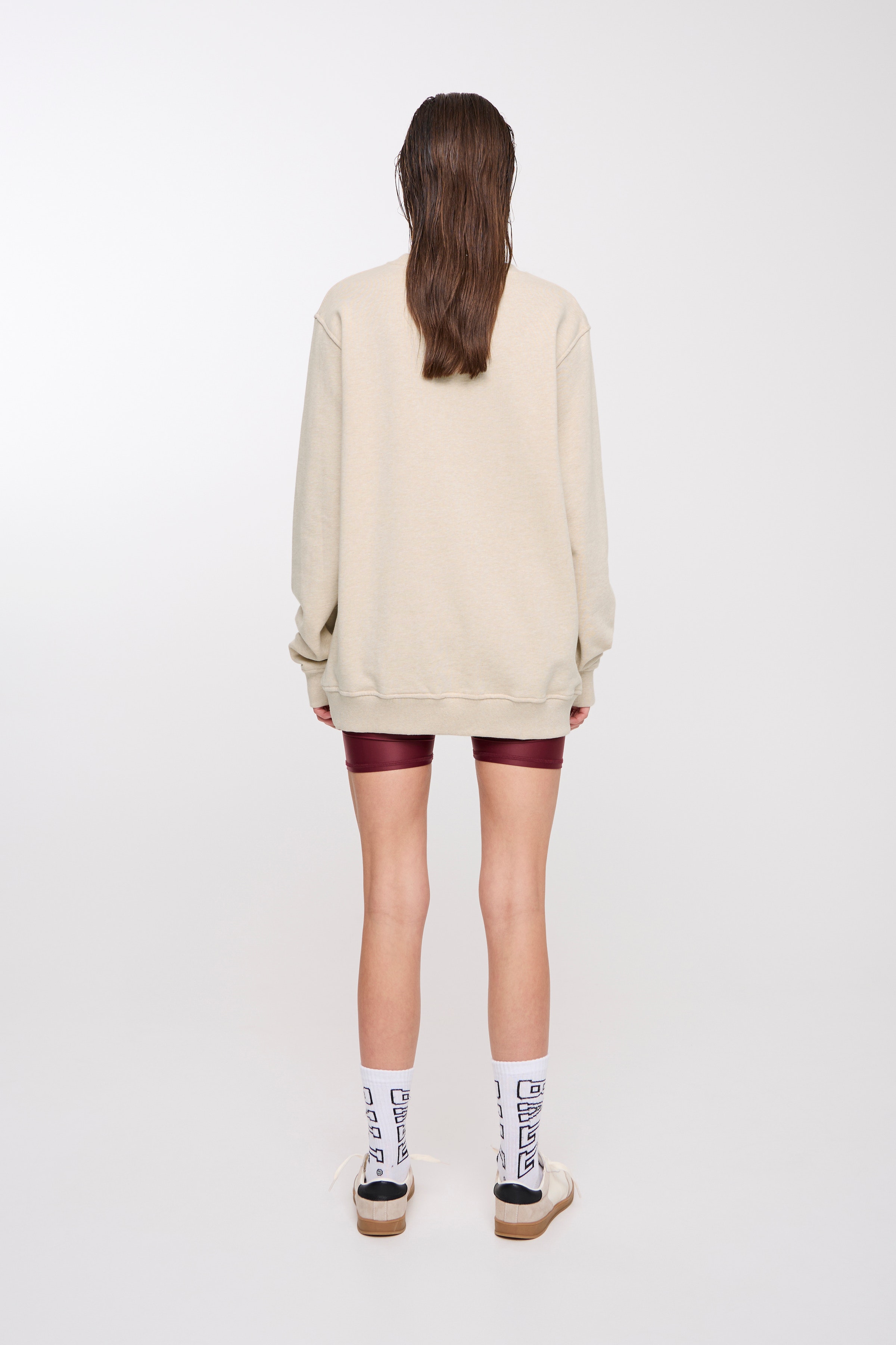 L. TAYLOR SWEATSHIRT LOOKBOOK BACK 50400052-1411181