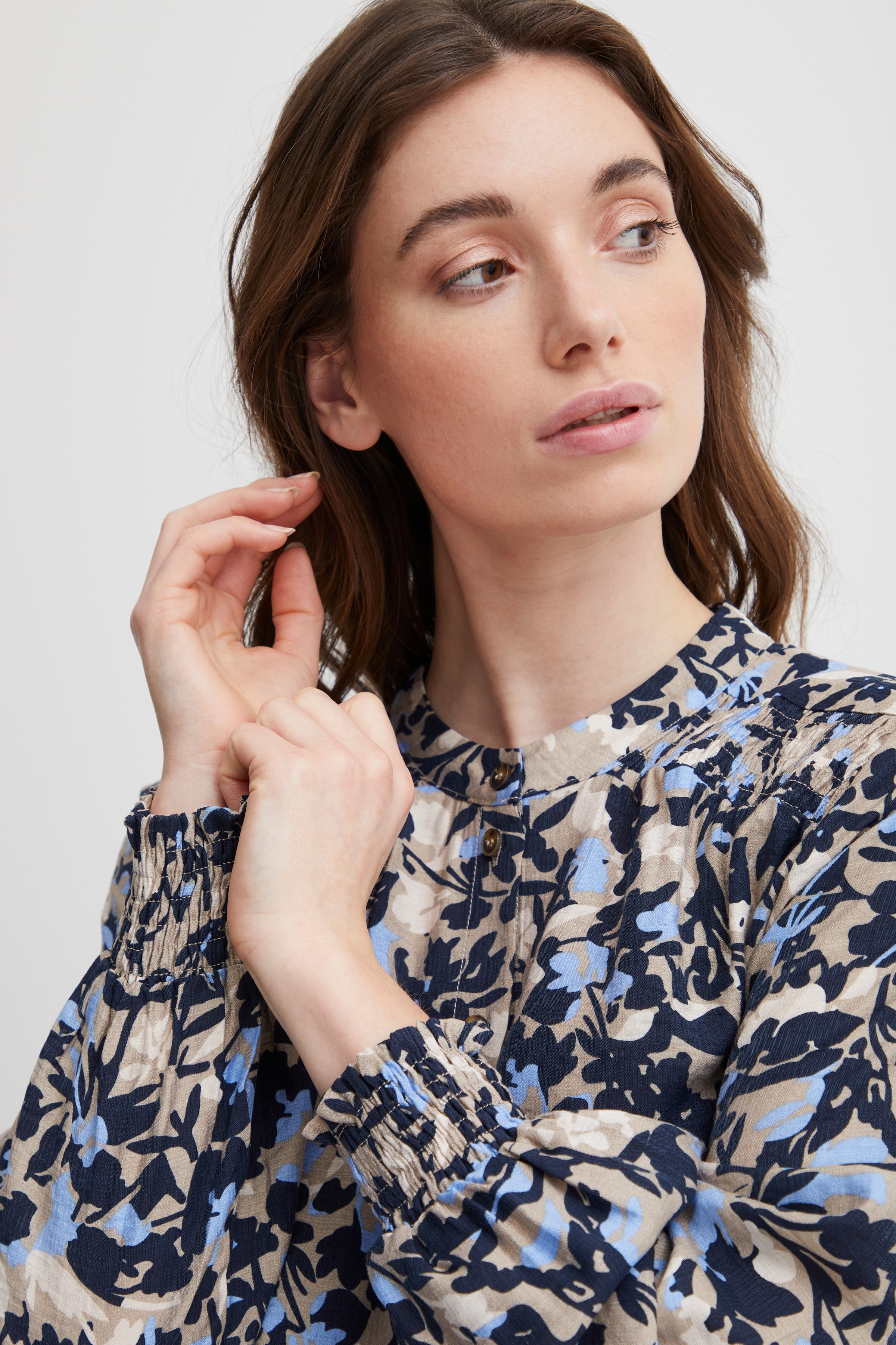 FXLANYA Hemd LOOKBOOK DETAIL 20613138-201834