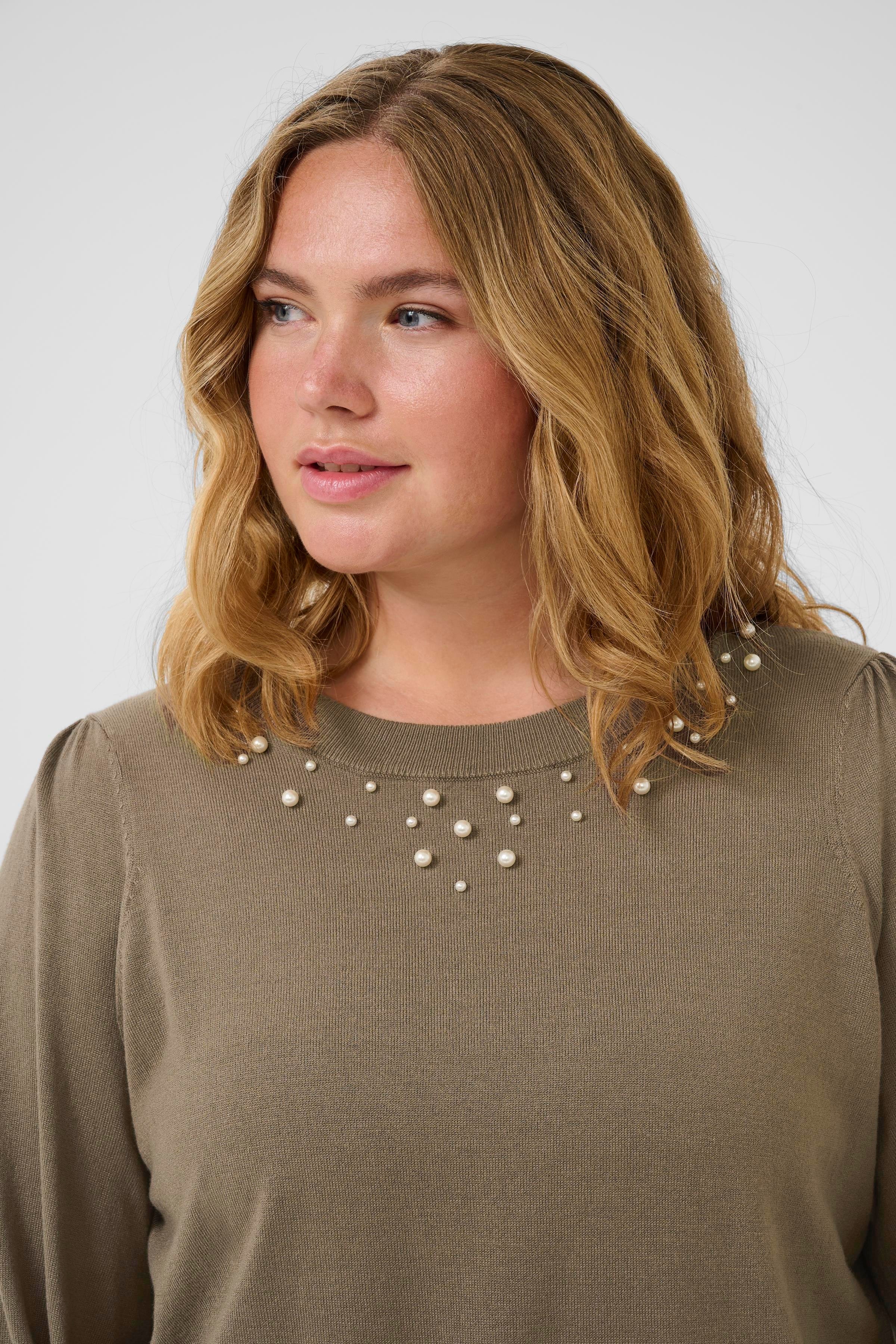 KCrahina Pullover LOOKBOOK DETAIL 10583802-190808