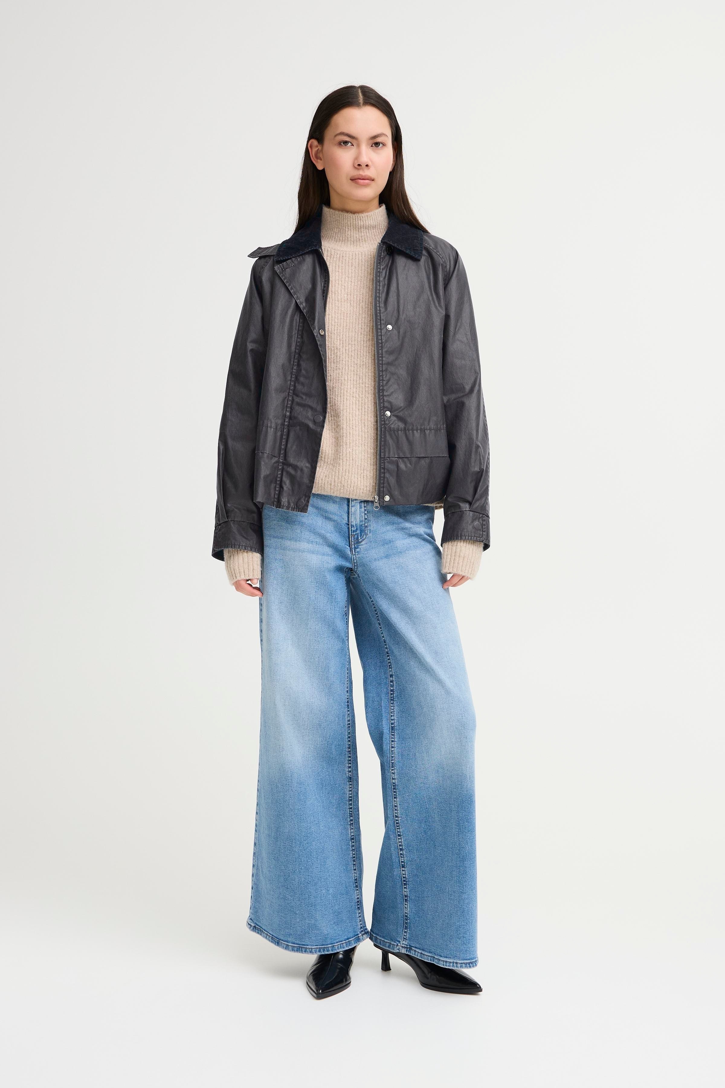IHGANILO Ytterplagg LOOKBOOK FRONT 20123119-194013