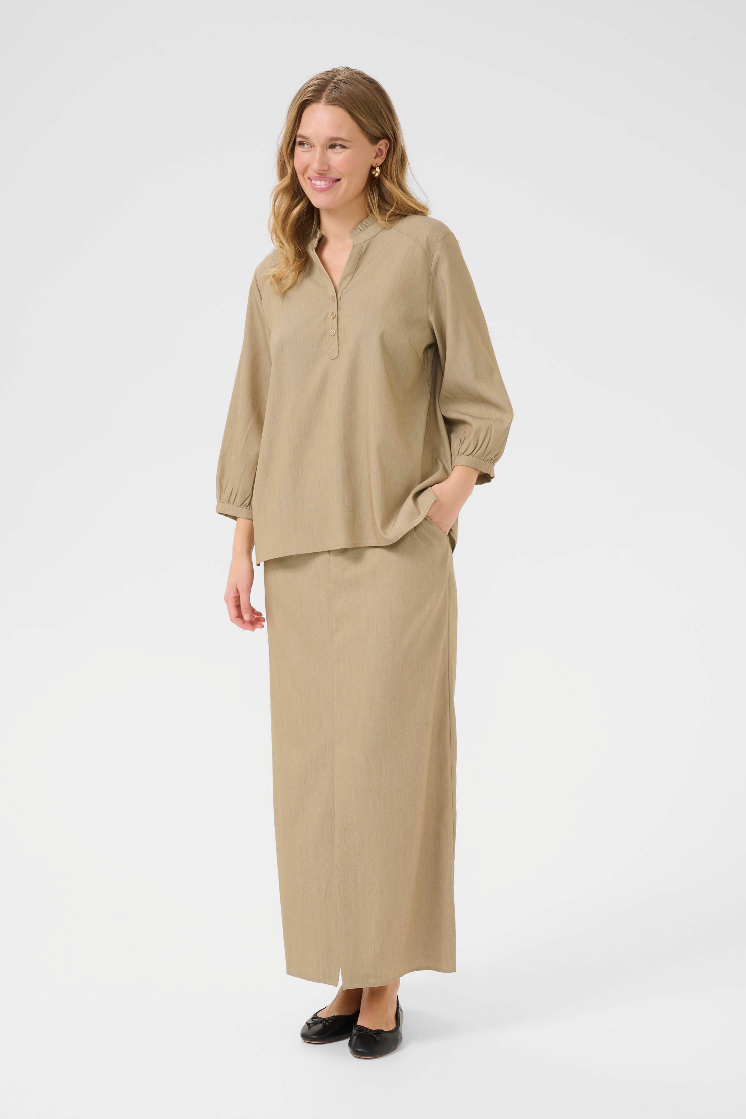 BPravna Blouse LOOKBOOK FRONT 10590886-1713121B