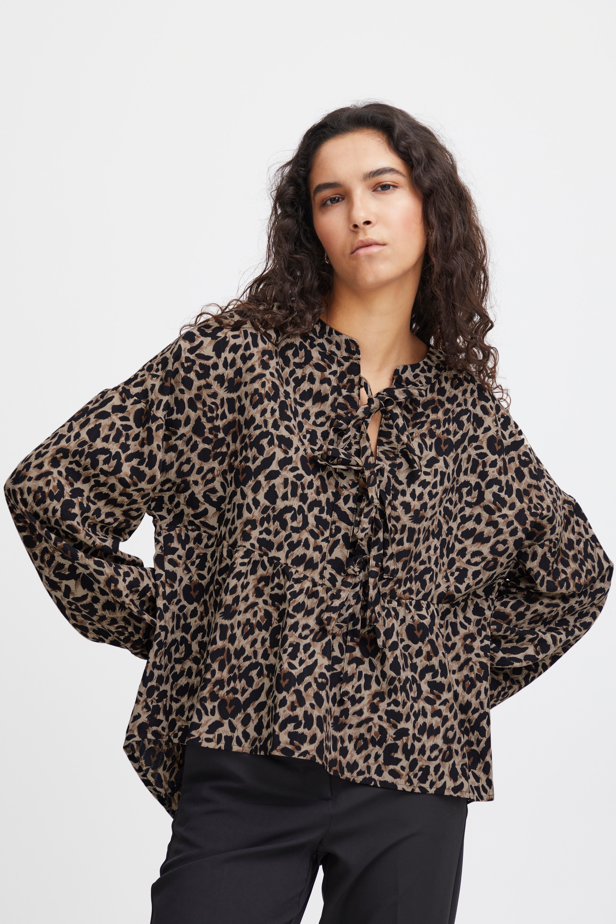 IXLINDA Bluse LOOKBOOK FRONT 20121879-202742