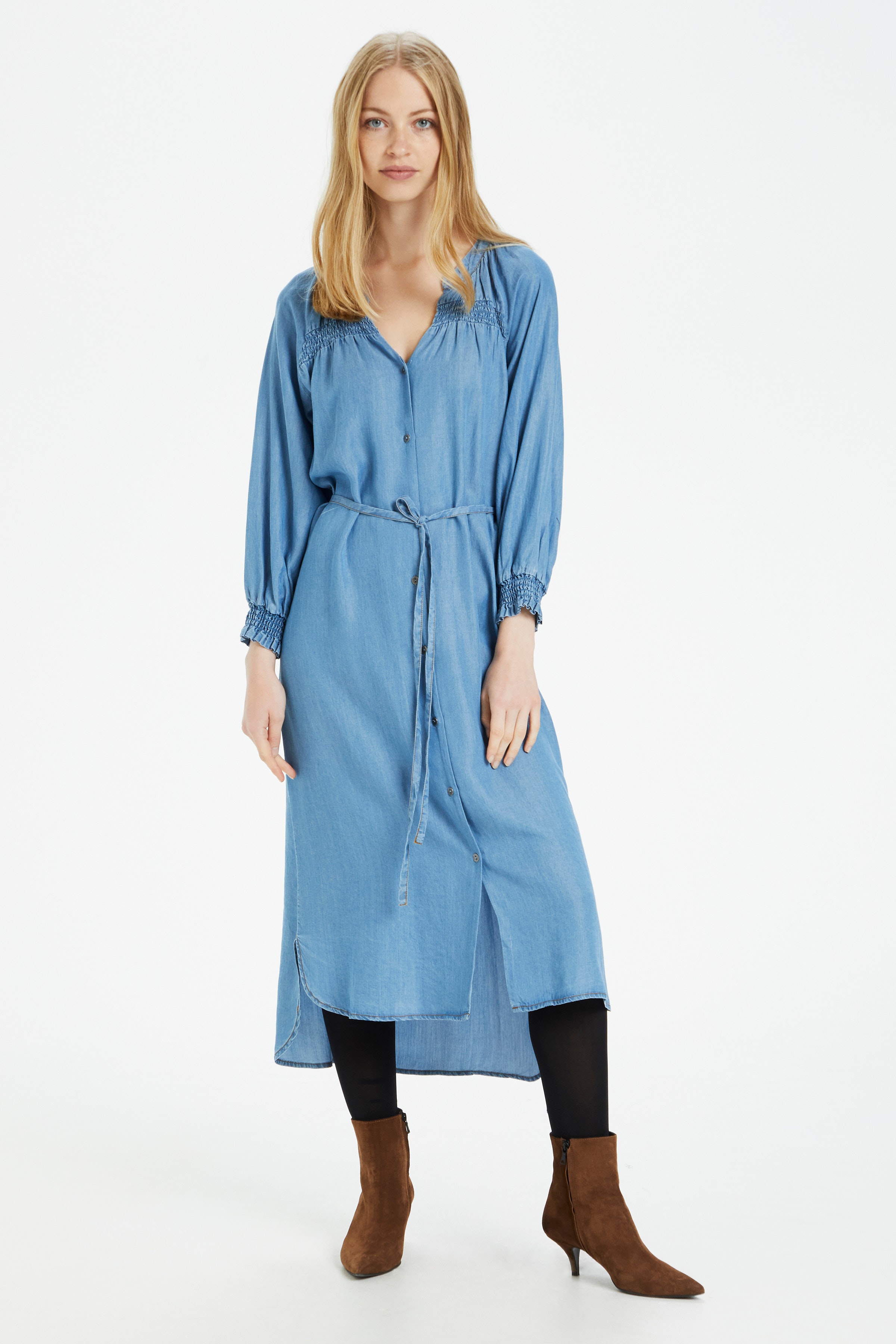Kjole LOOKBOOK FRONT 10650527-100115