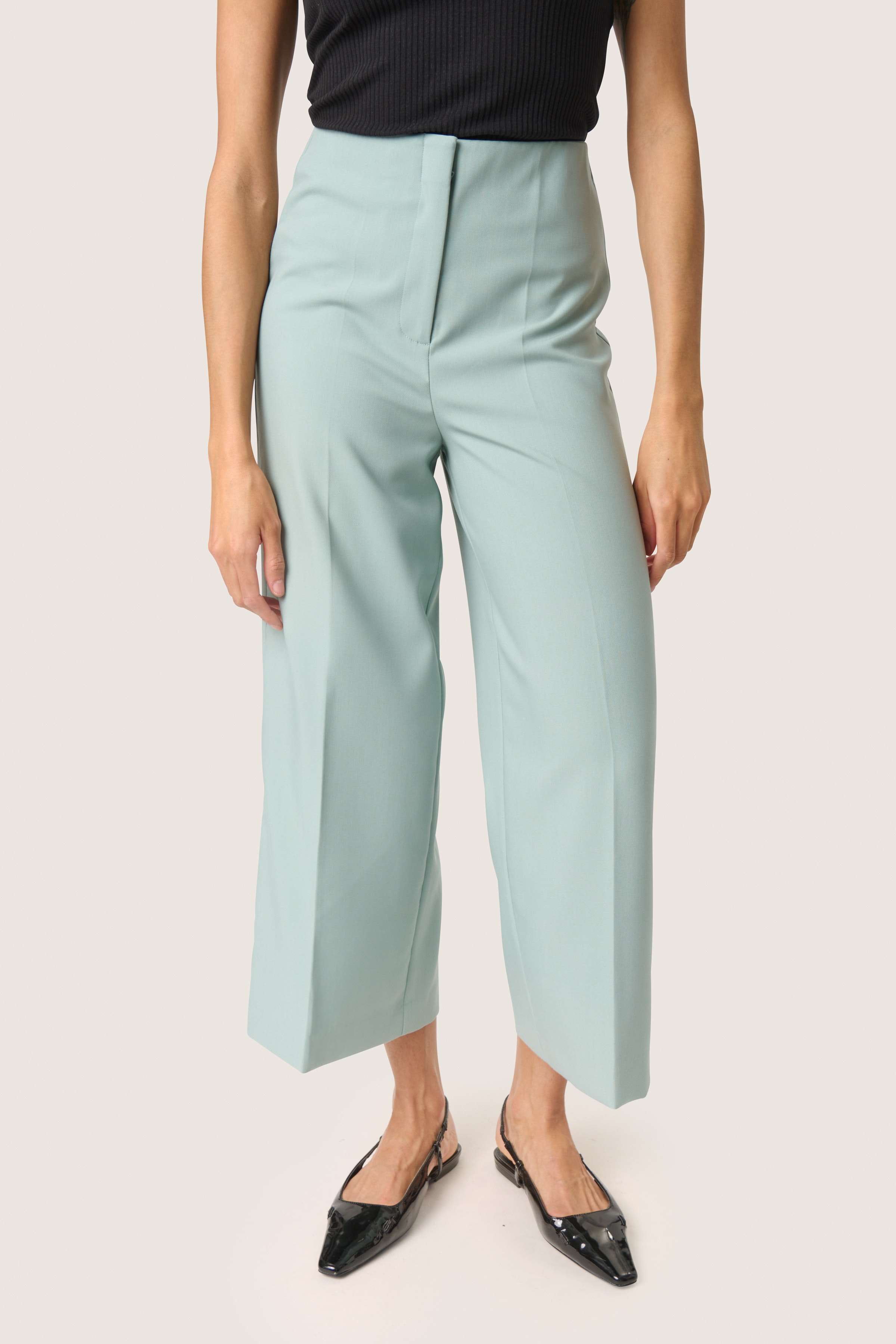 SLCorinne Cropped Bukser LOOKBOOK FRONT 30407013-164706