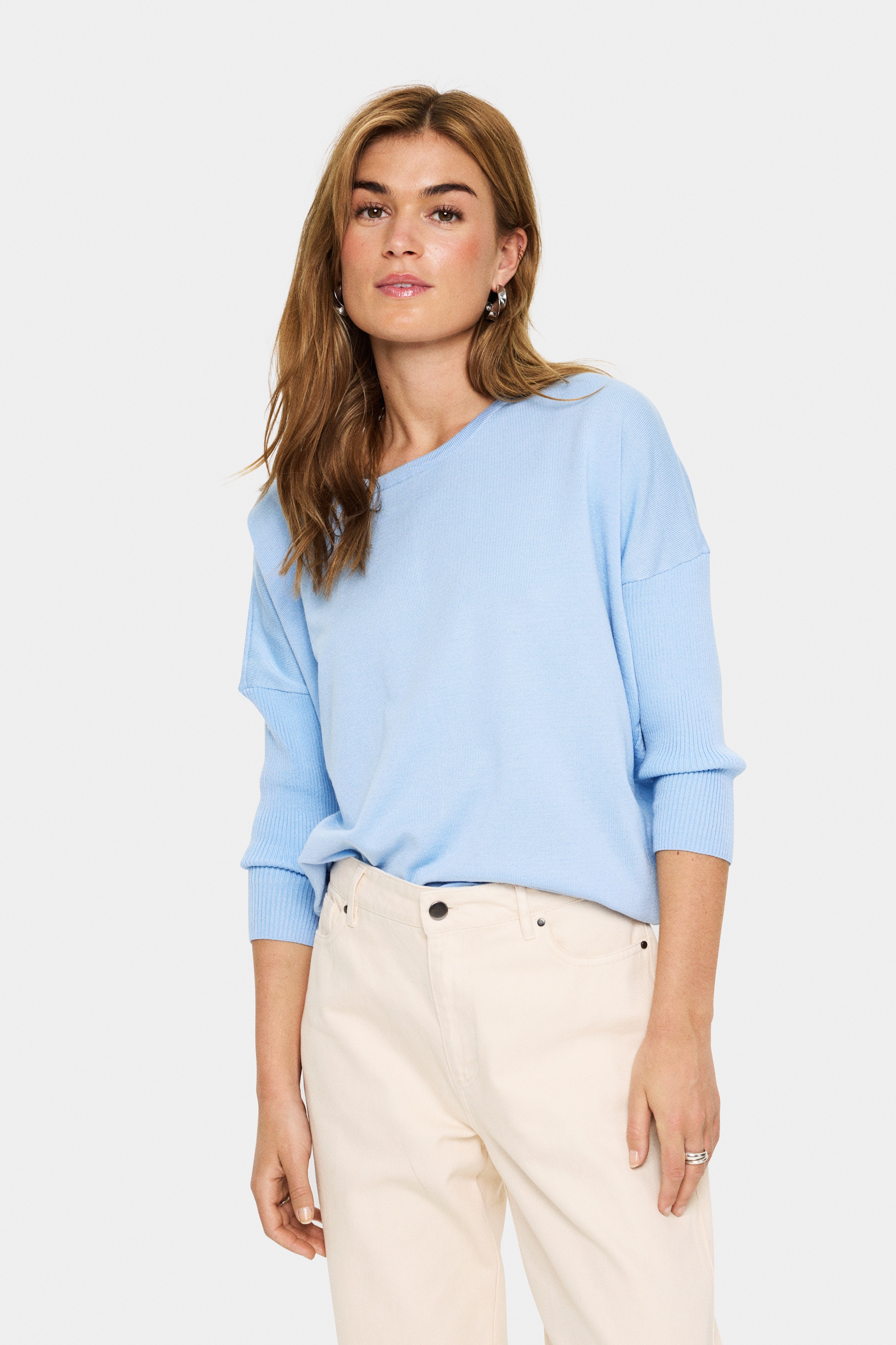 A2561, Pullover LOOKBOOK FRONT 30500003-154030