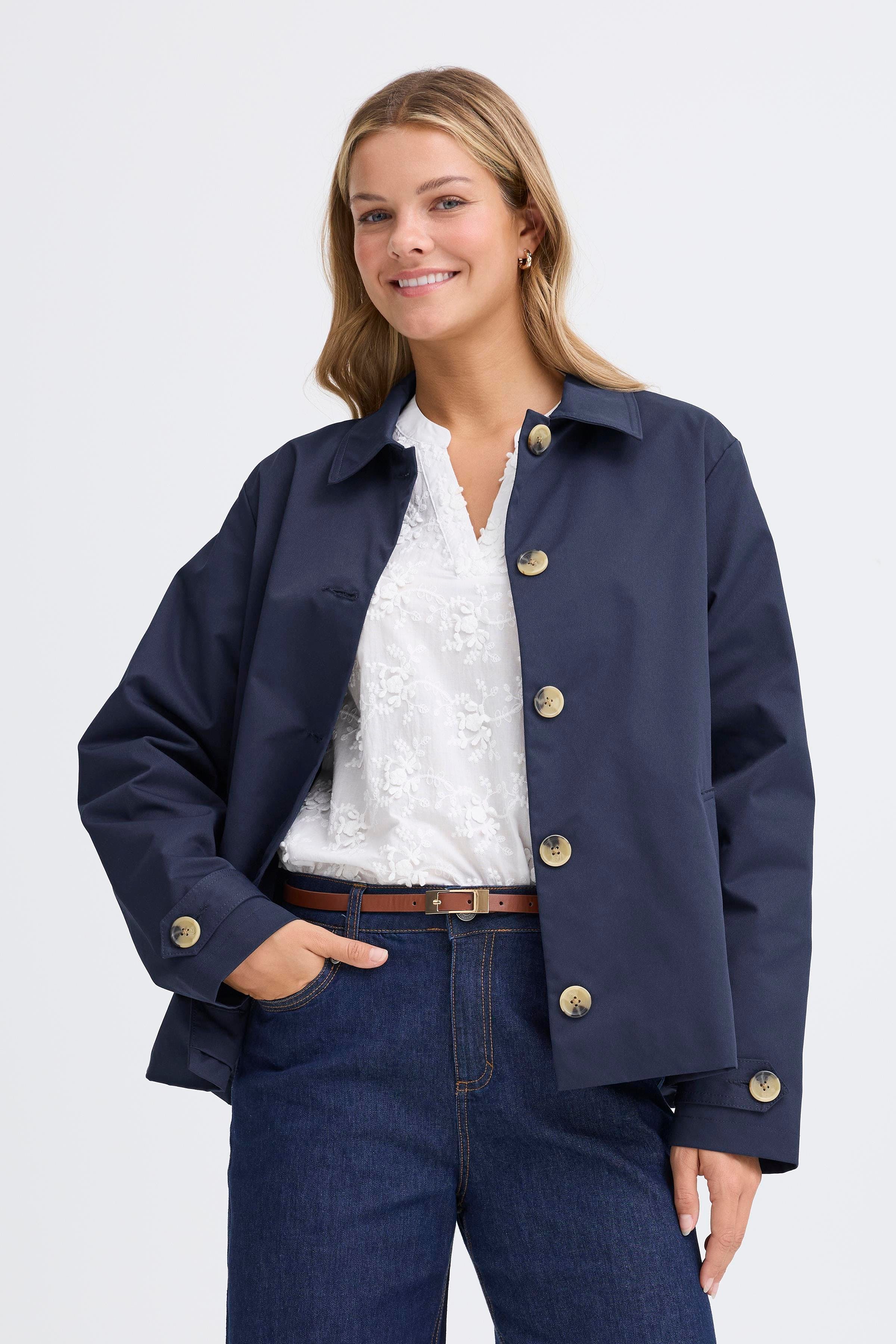 FRTRINA Yttertøy LOOKBOOK FRONT 20617527-193923