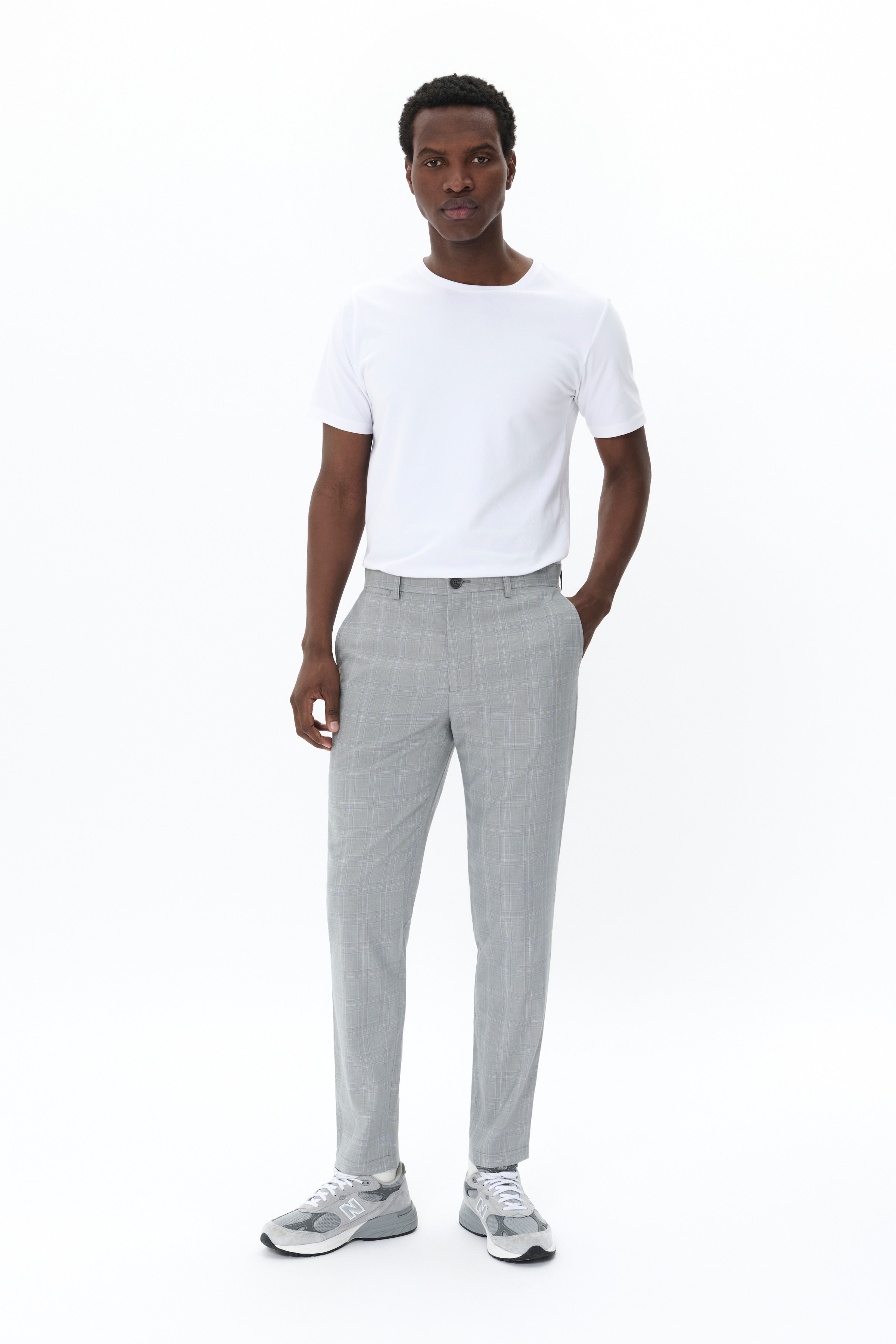 MAliam Trousers LOOKBOOK FRONT 30208150-300271