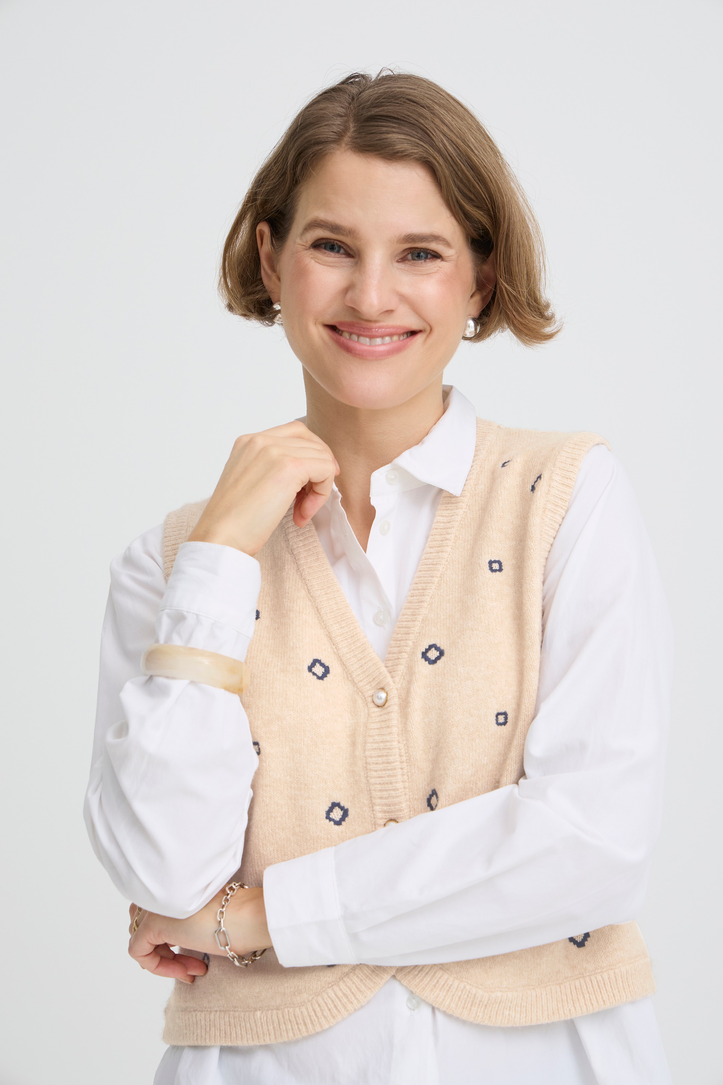 BYNADIKA Weste LOOKBOOK DETAIL 20818487-900003889