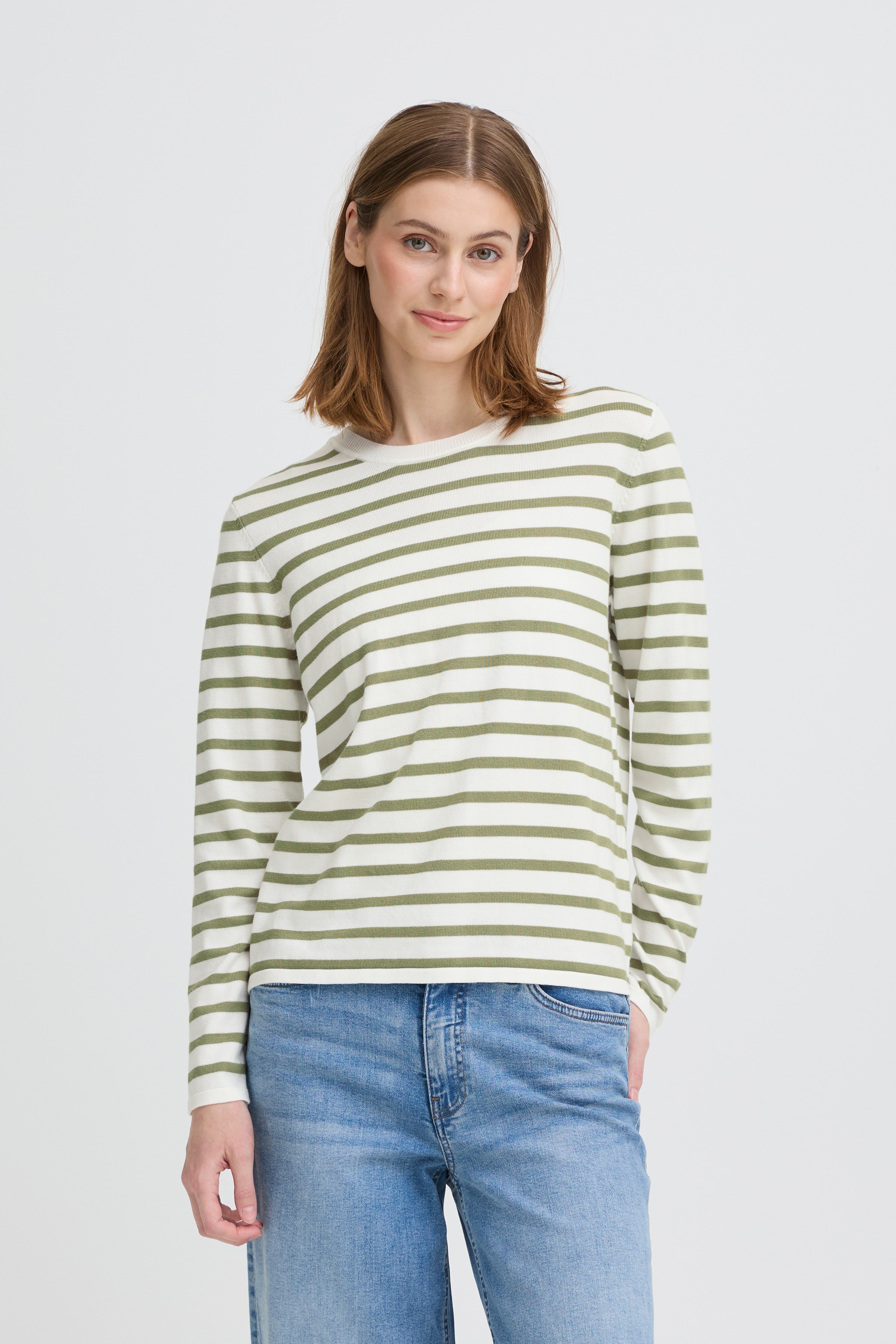 IHLULS O-Neck Pullover LOOKBOOK FRONT 20125814-900006933