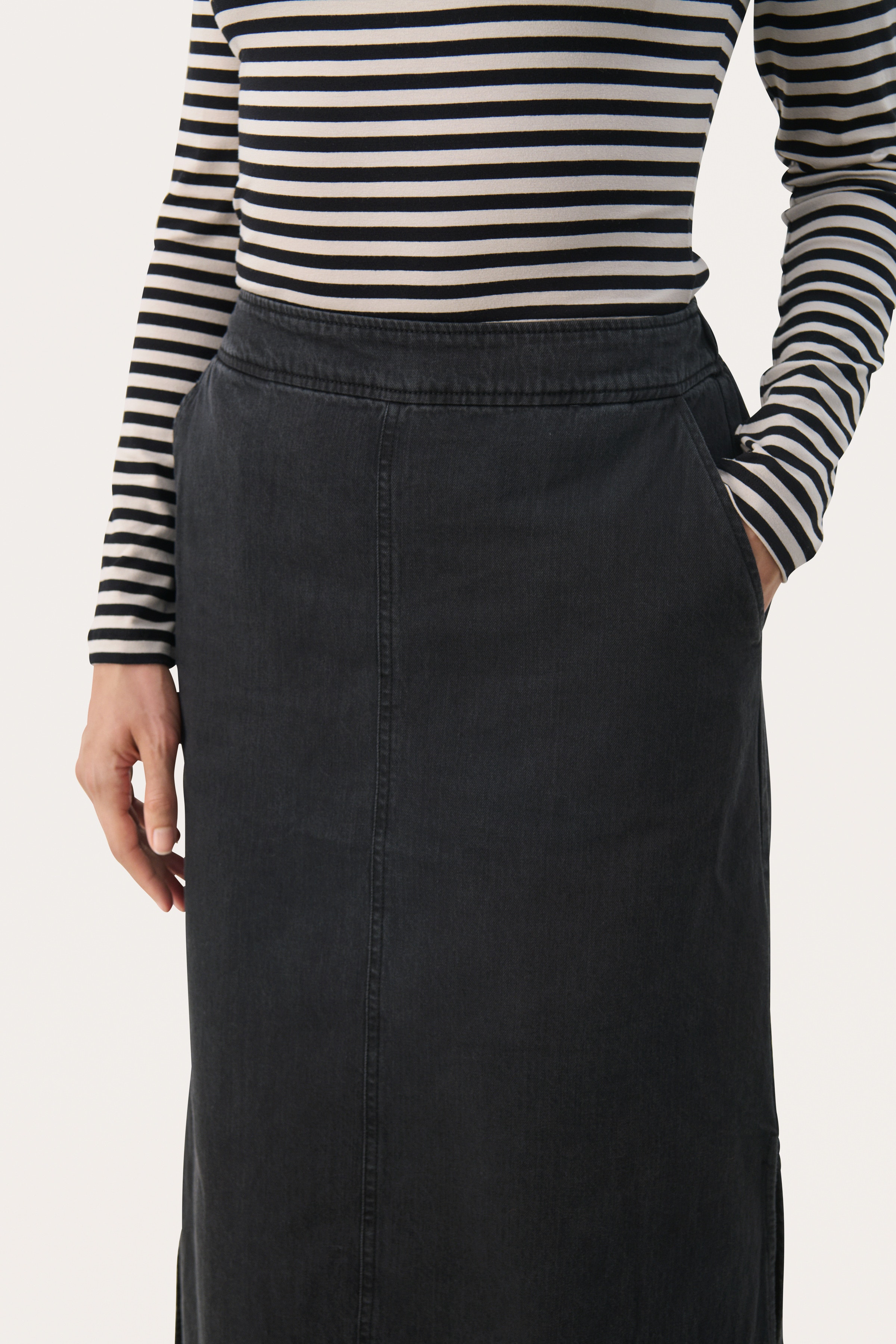 LizziePW Denim Skirt LOOKBOOK DETAIL 30308878-300148