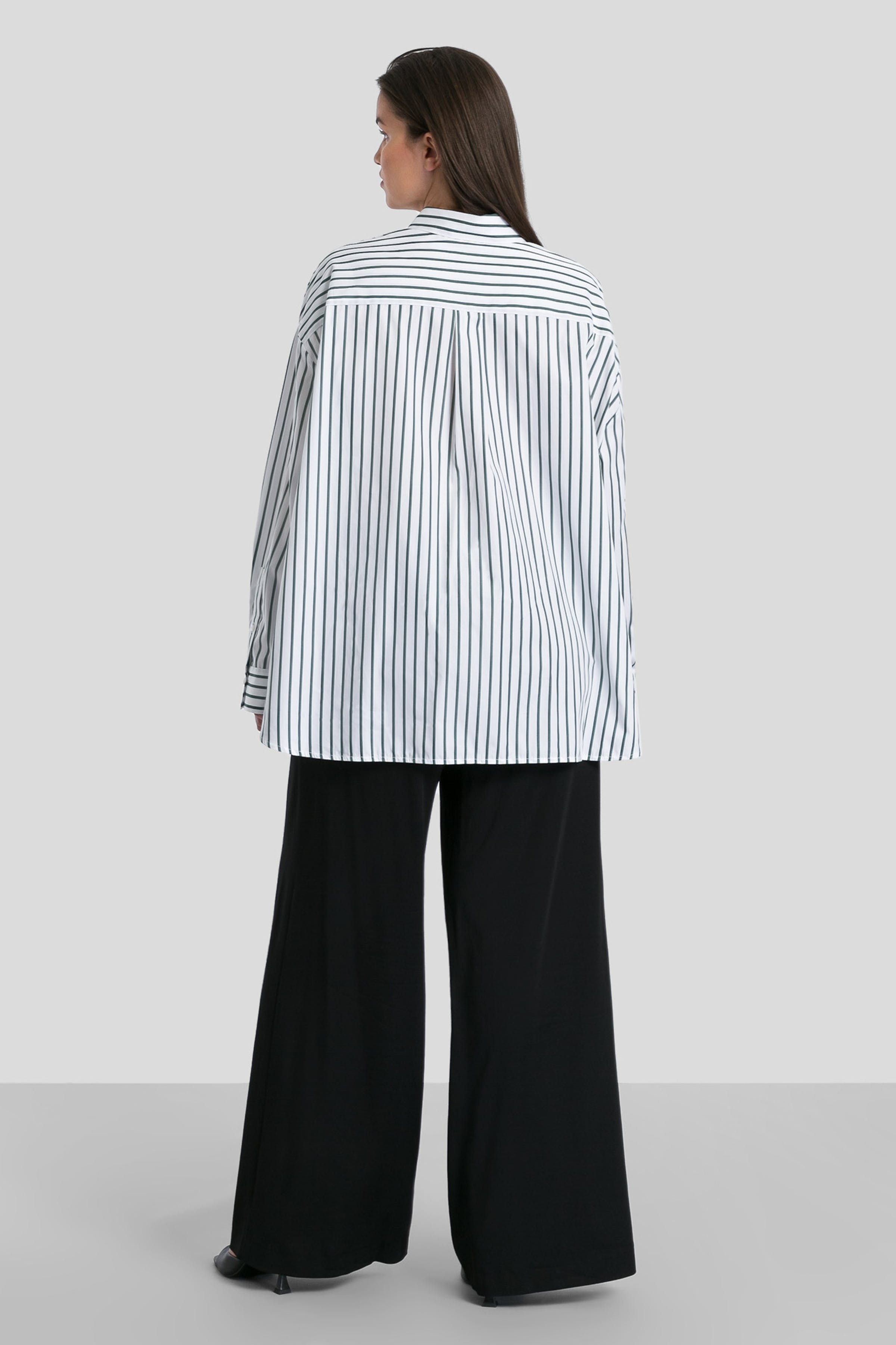 BETHANY Bluse LOOKBOOK BACK 30600218-MC2100