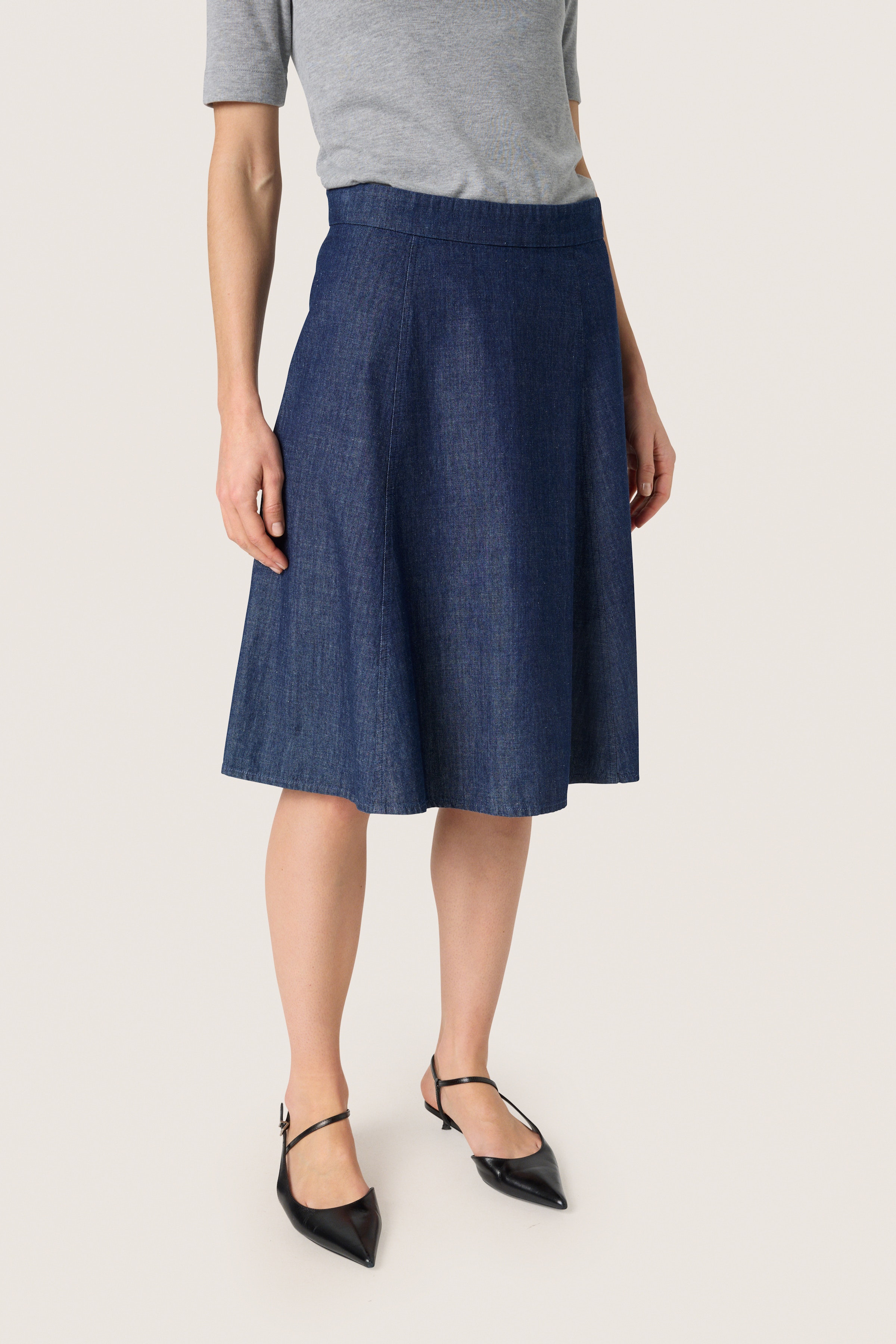 SLChamy Skirt LOOKBOOK FRONT 30408493-301728