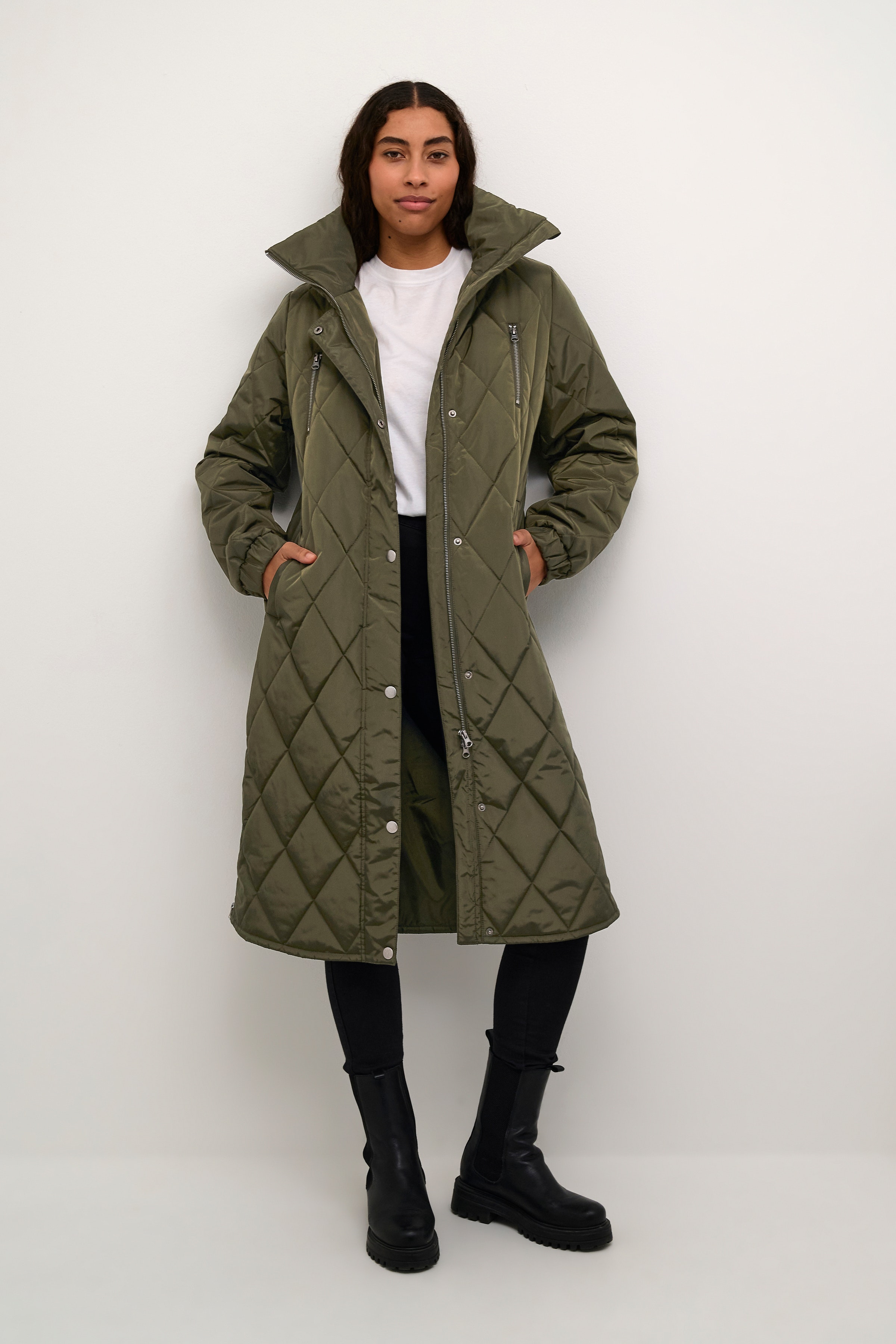 KAlindsay Quilted Jacket LOOKBOOK FRONT 10507667-190414