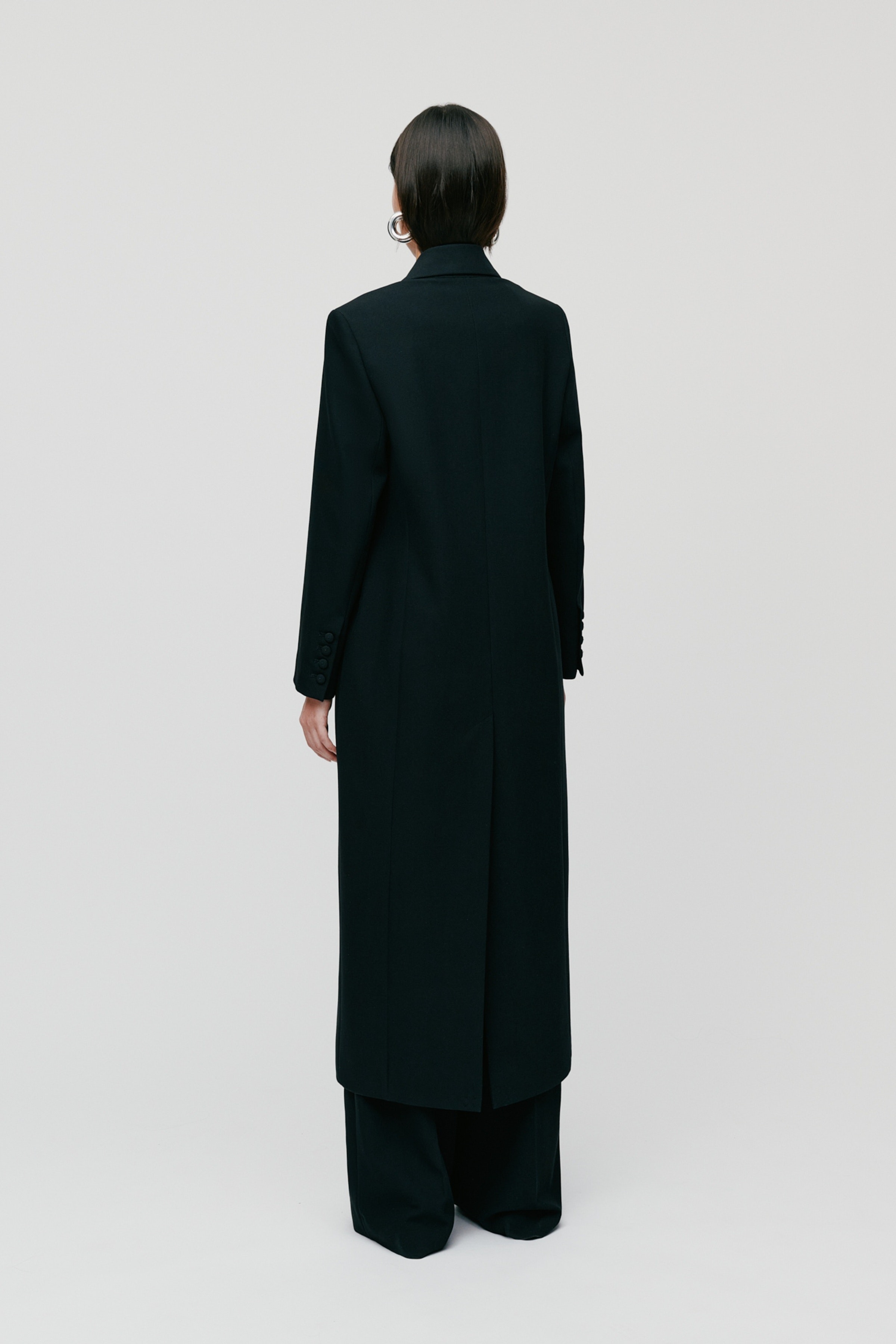 Jil Kåpe LOOKBOOK BACK 30600560-BK999