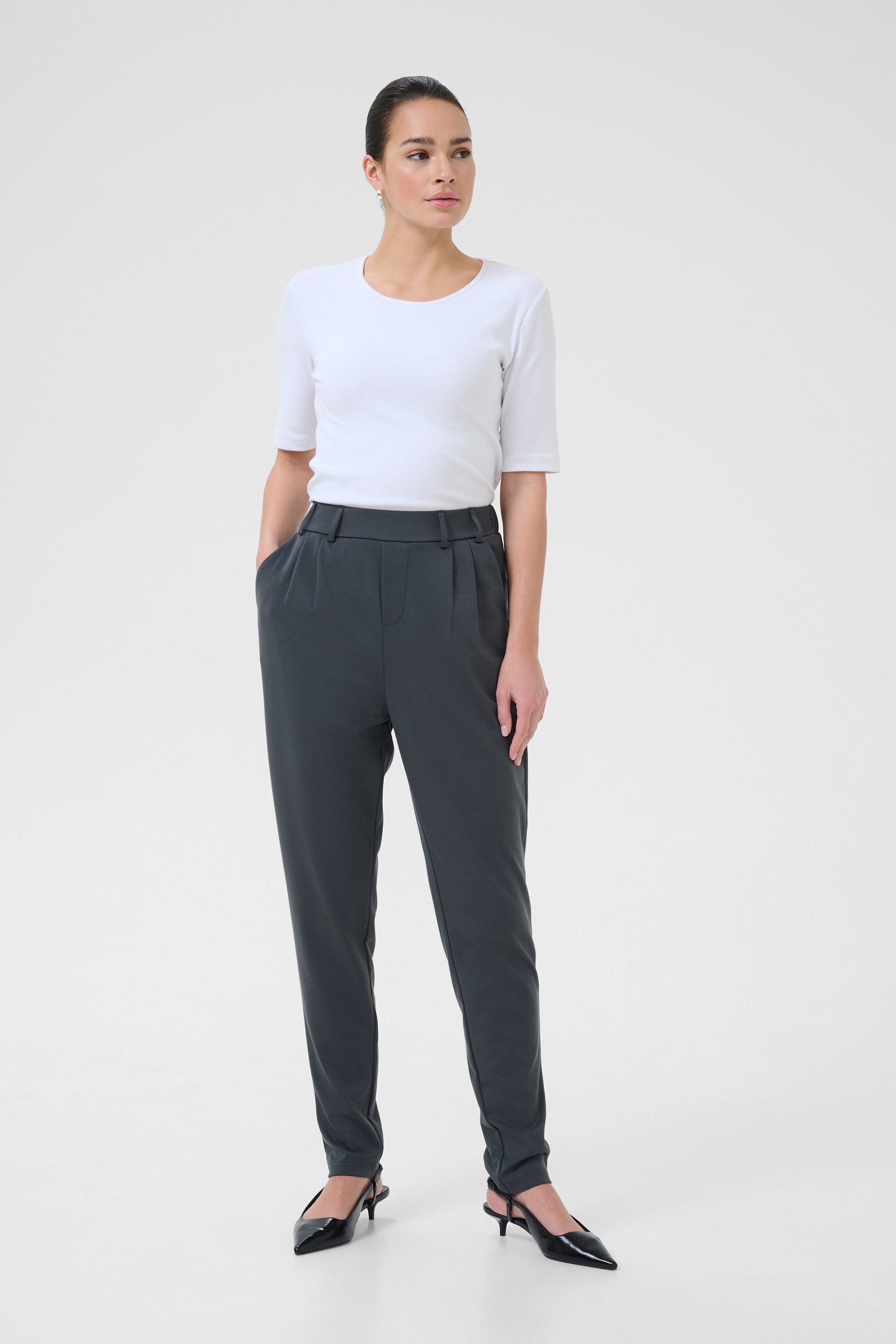 KAjenny Trousers LOOKBOOK FRONT 10508651-190205