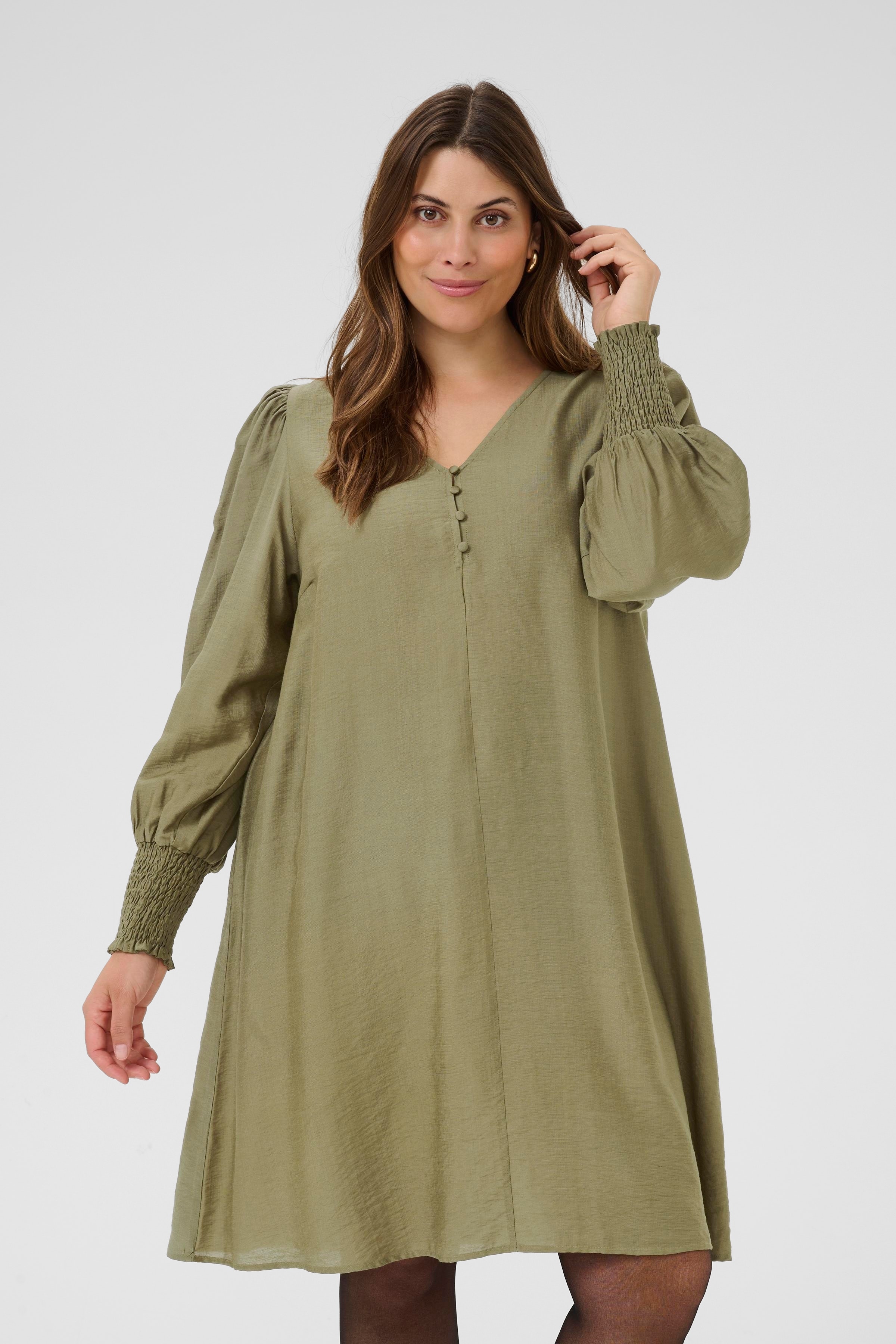 KCsofia Dress LOOKBOOK FRONT 10583890-170517