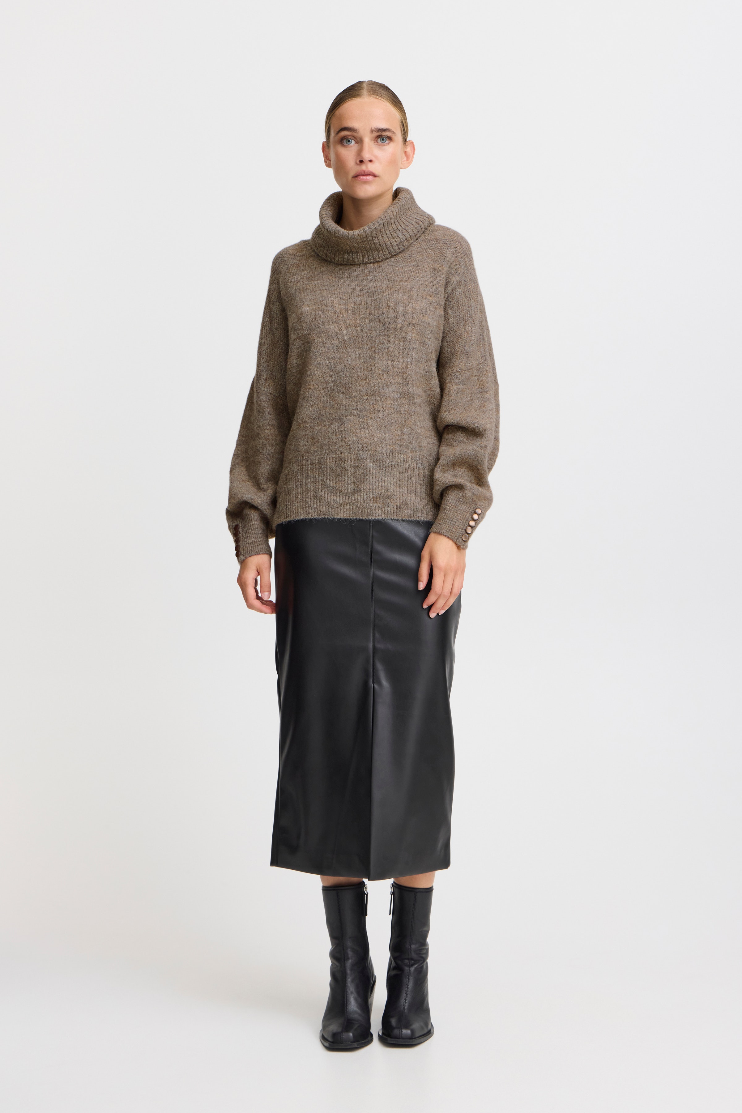 IHKAMARA Pullover LOOKBOOK FRONT 20121996-171212