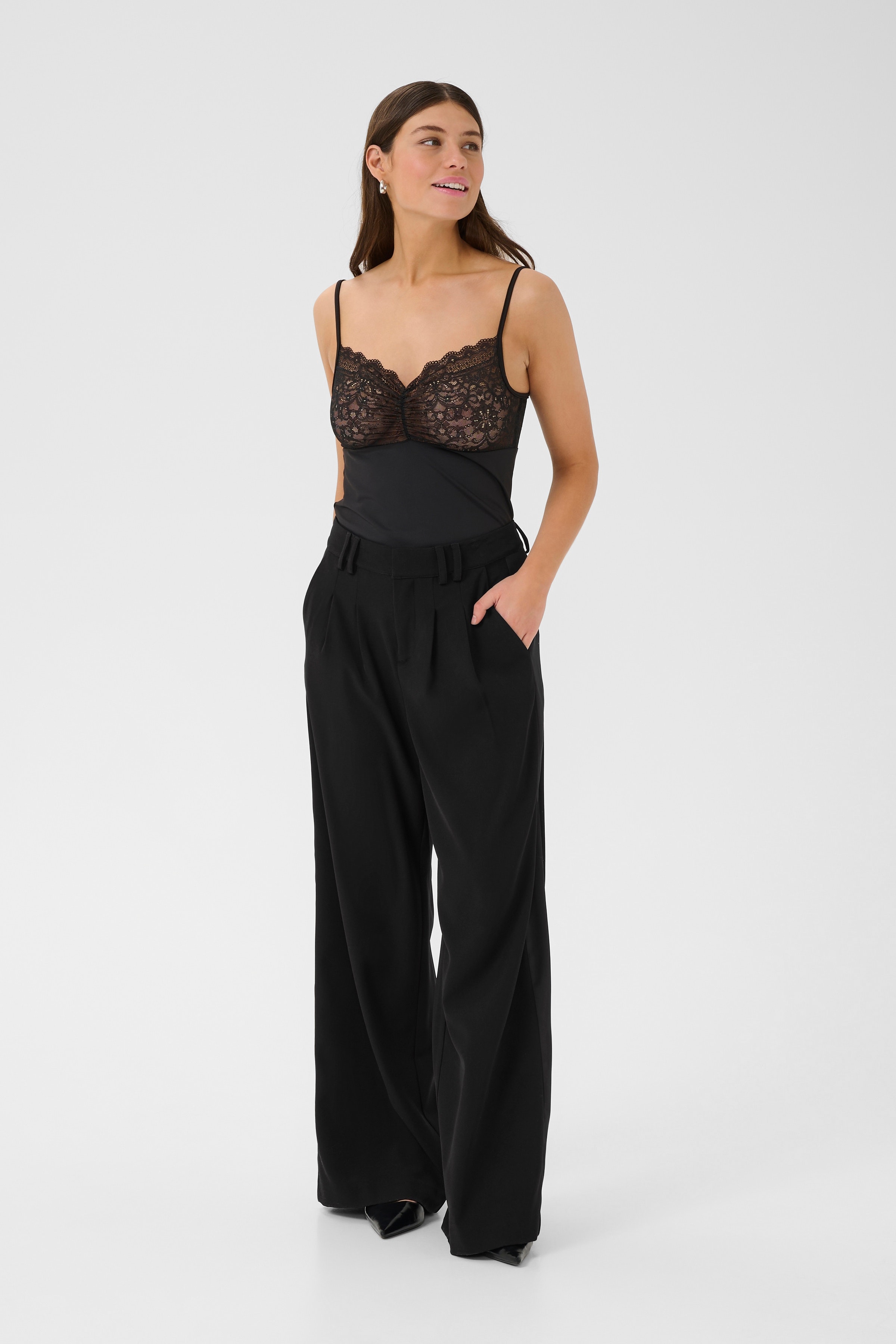 CUbelle Broek LOOKBOOK FRONT 50112530-500012