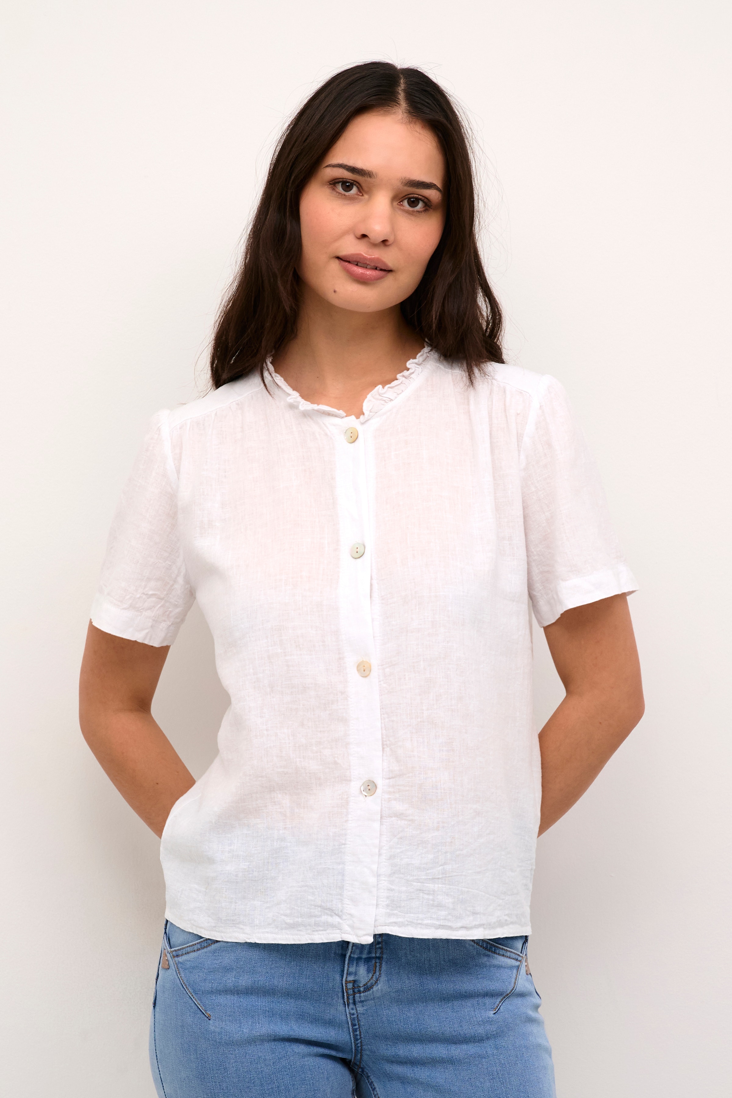 CRMellis Leinen Bluse LOOKBOOK FRONT 10613194-110602