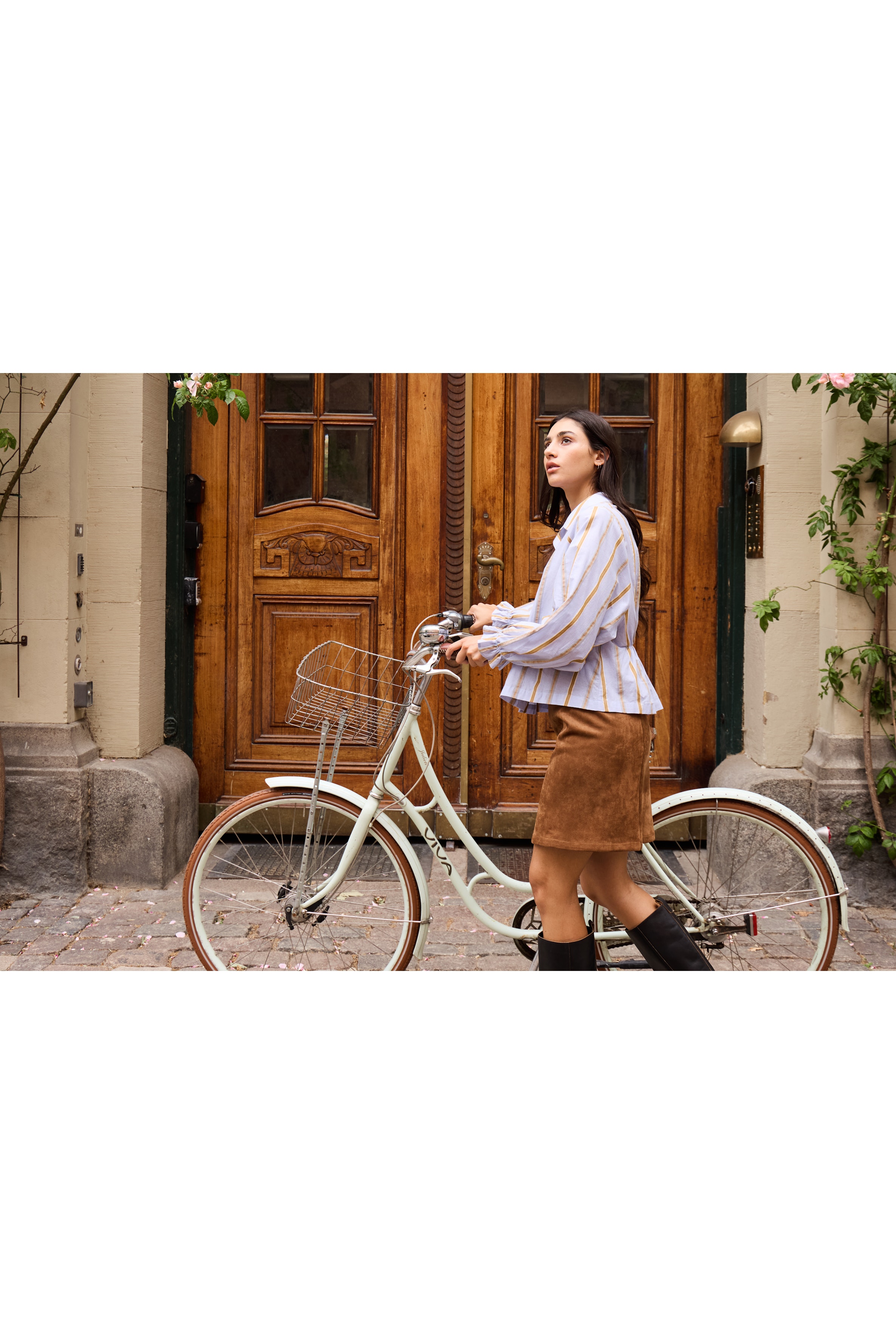 IHXCALLIE Rok LOCATION NONE 20123921-181048