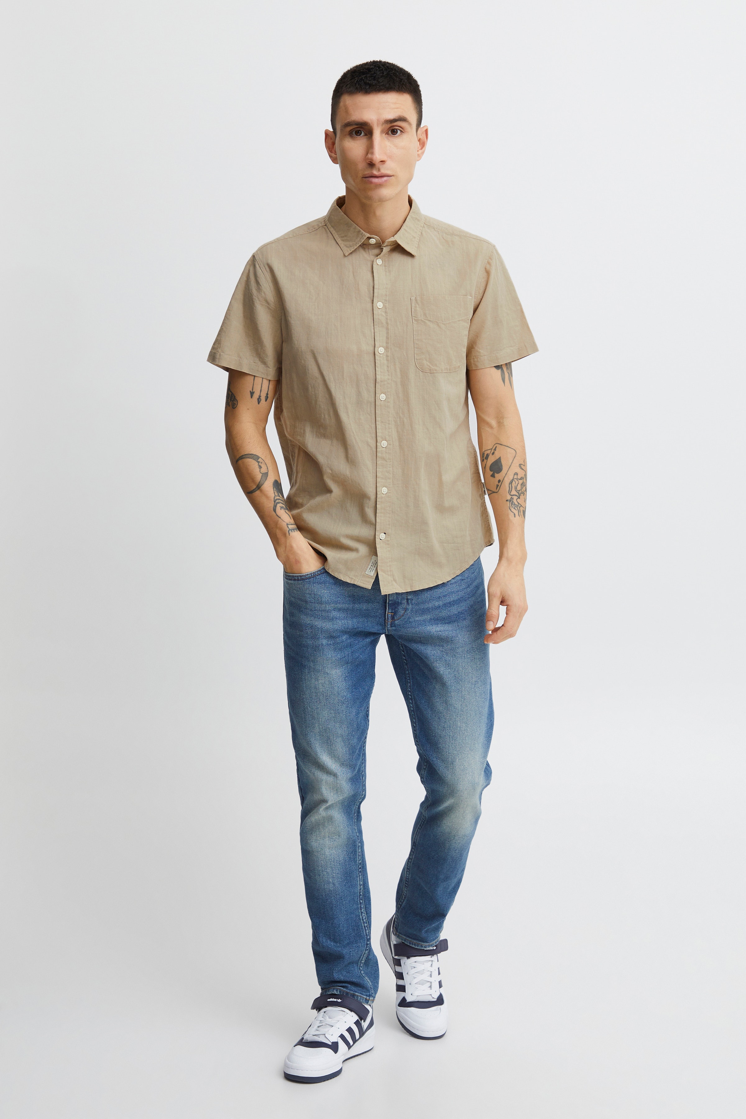 Short sleeved shirt LOOKBOOK FRONT 20715458-161104