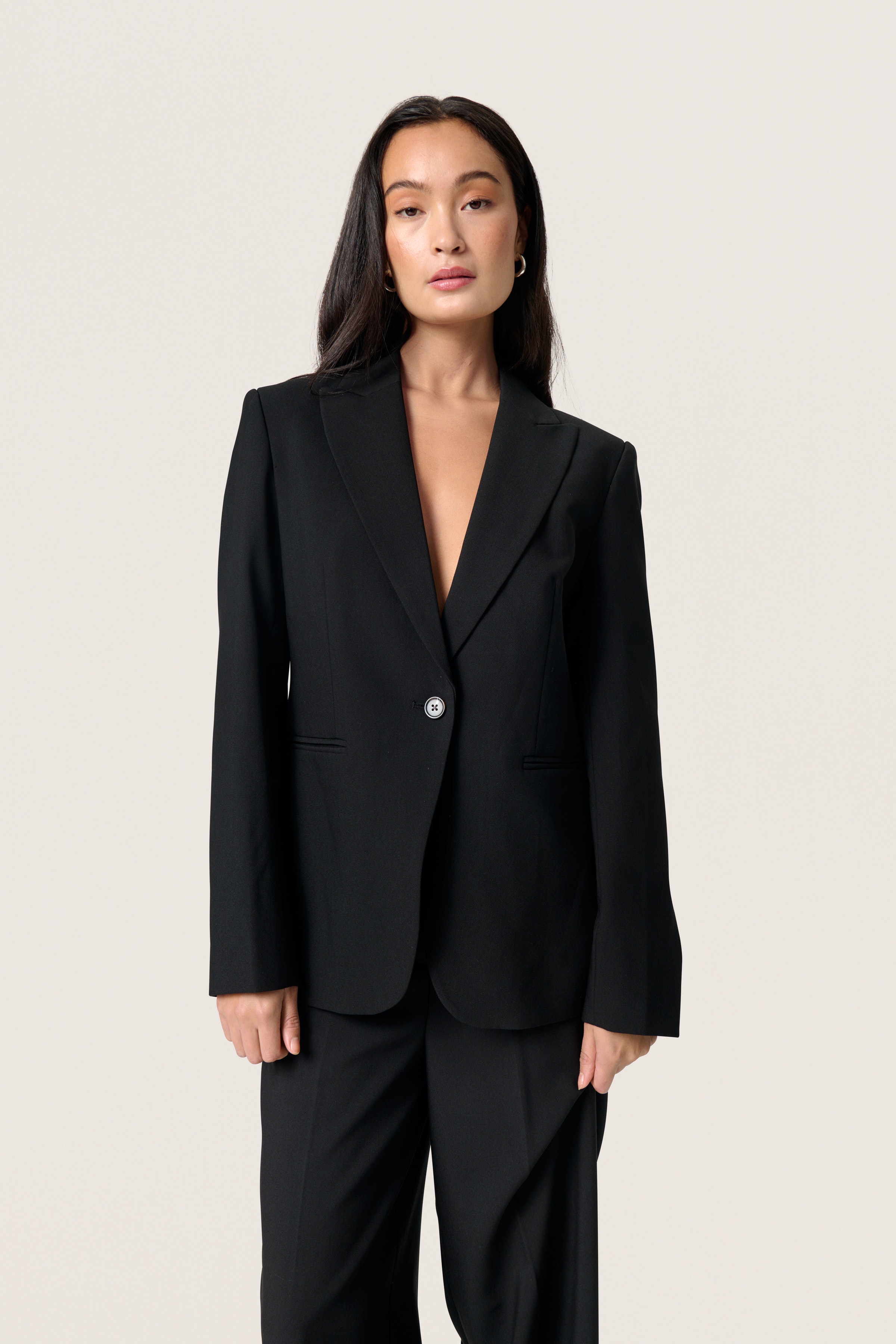 SLCorinne Blazer LOOKBOOK FRONT 30407532-194008