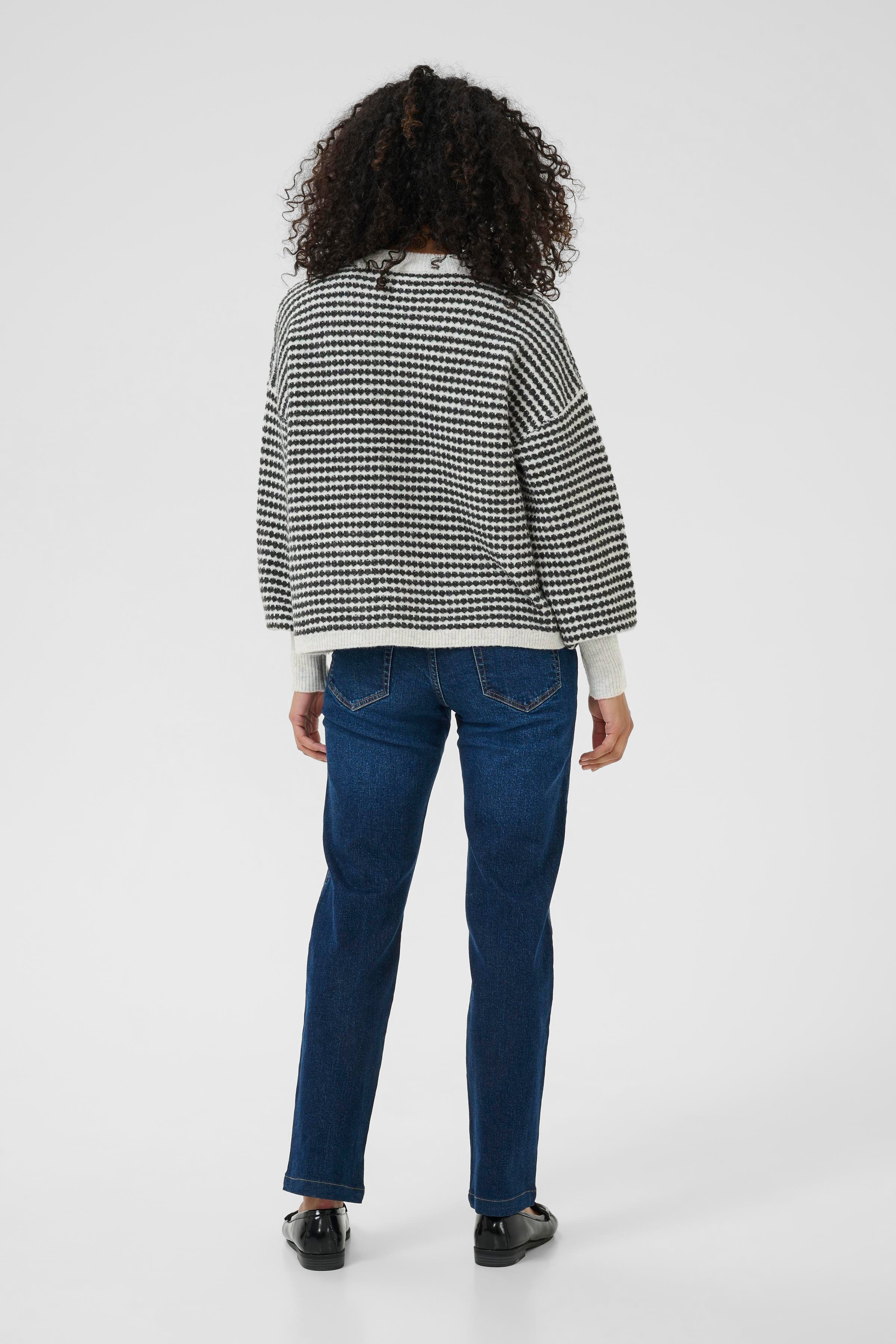 KAellery Pullover LOOKBOOK BACK 10509032-108430