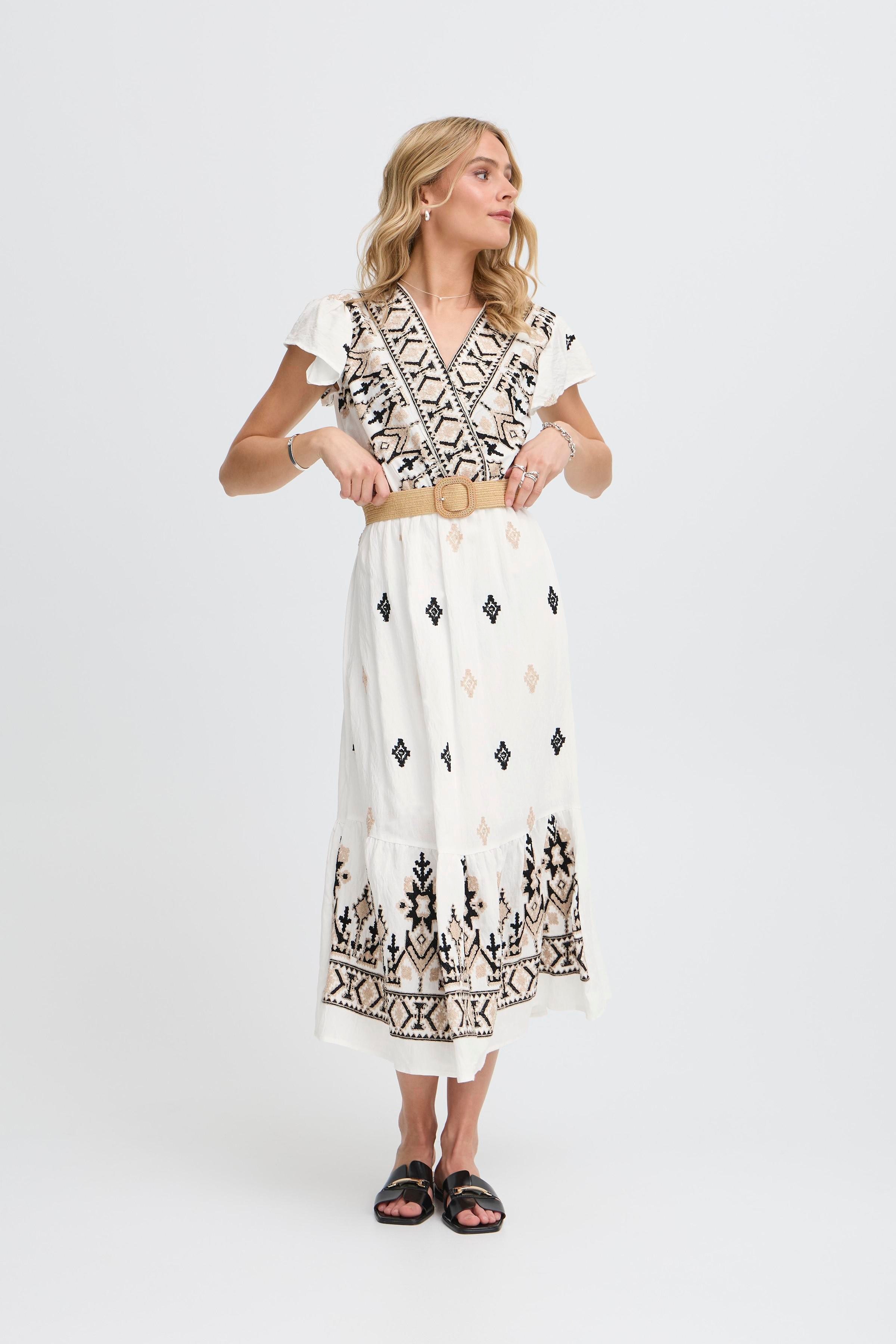 SBSAINTS Kjole LOOKBOOK FRONT 22100963-190303