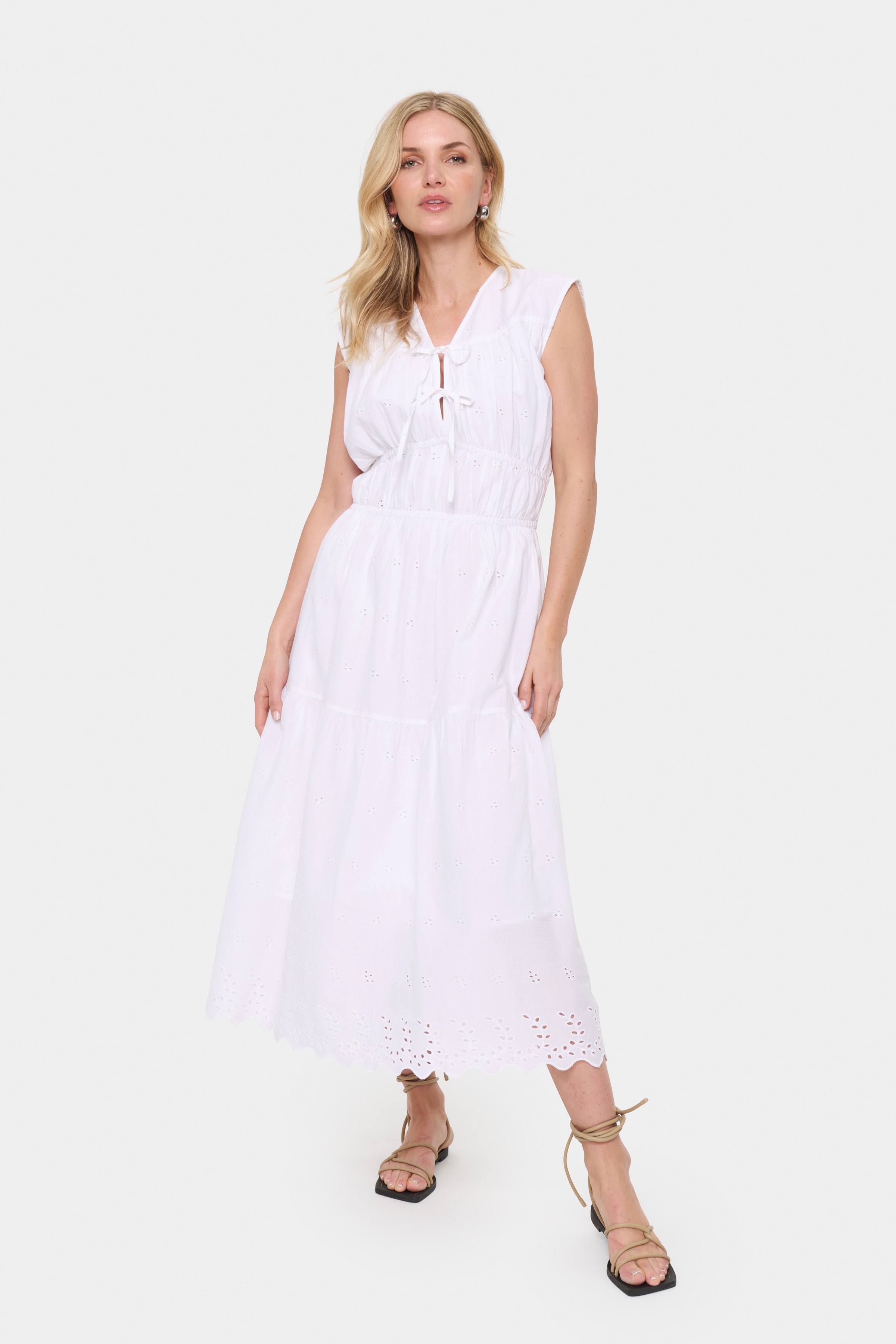 KaitaSZ Klänning LOOKBOOK FRONT 30514021-110601