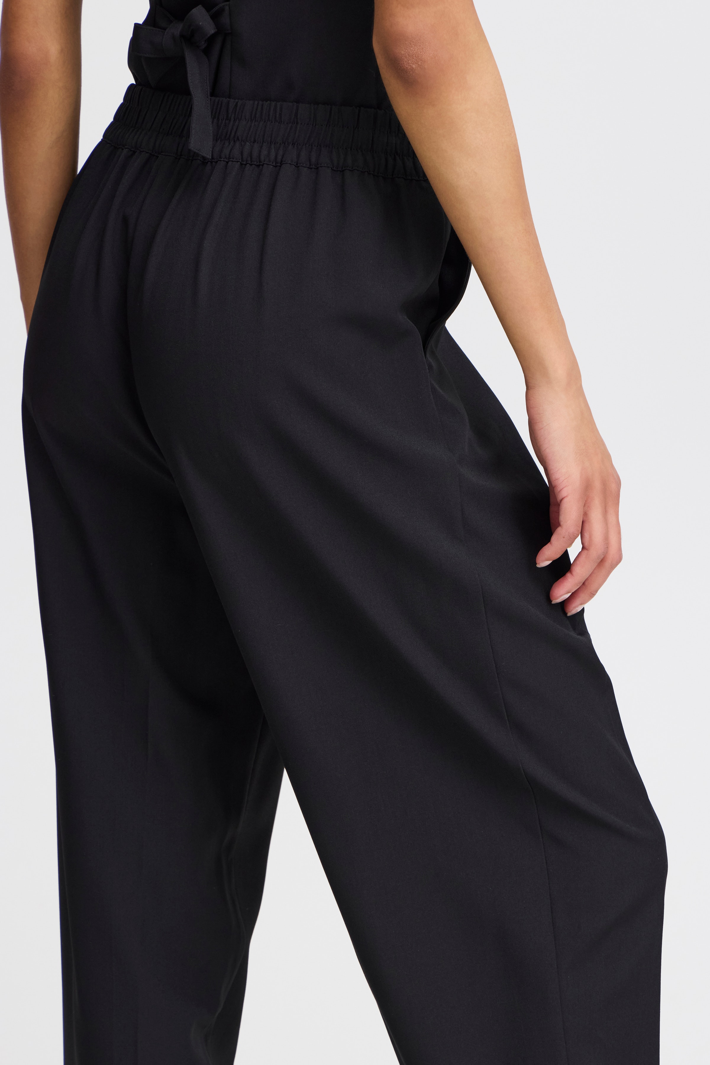 BYMMIDDE Trousers LOOKBOOK DETAIL 20815544-200451