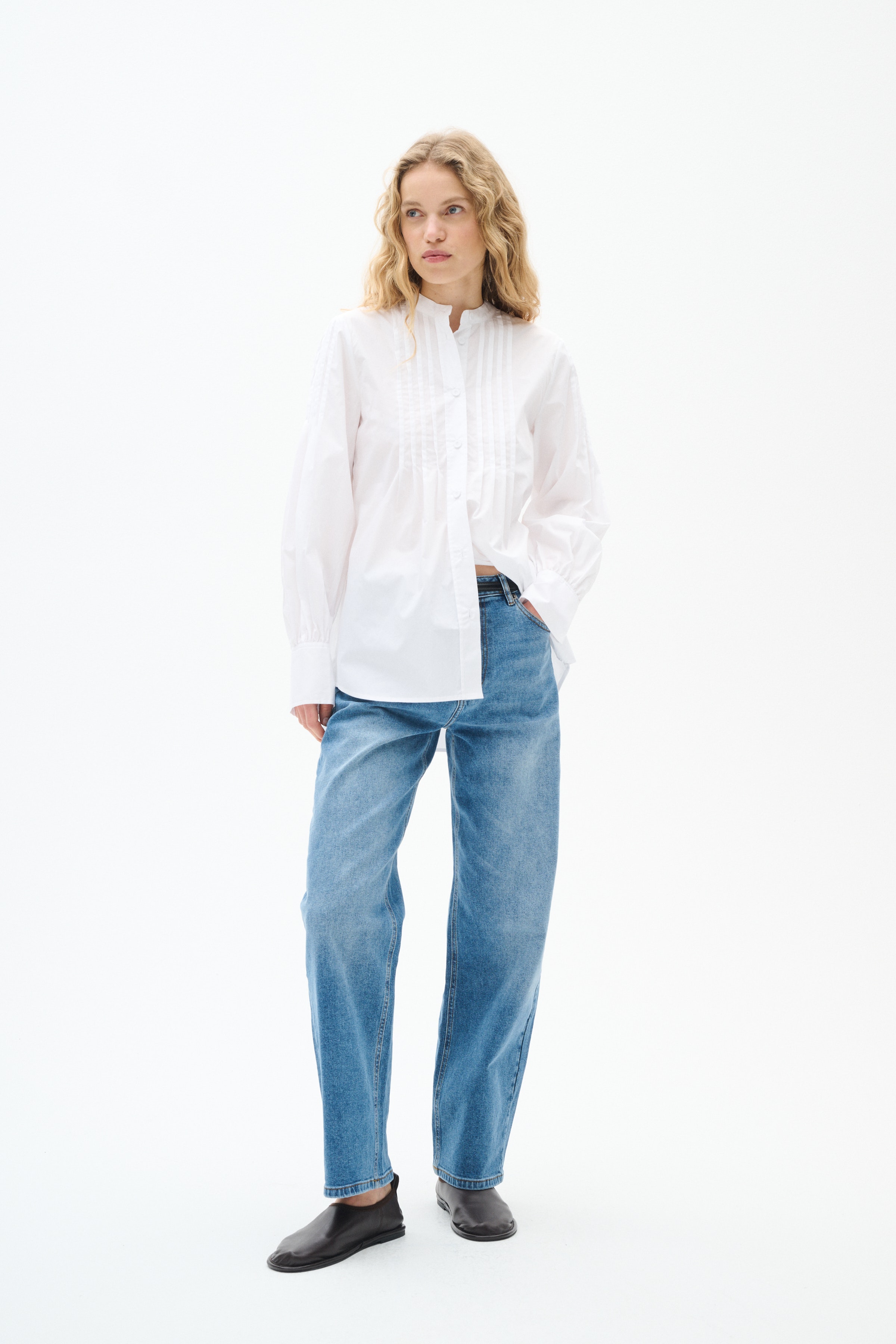 ConorIW Shirt LOOKBOOK FRONT 30110229-300001