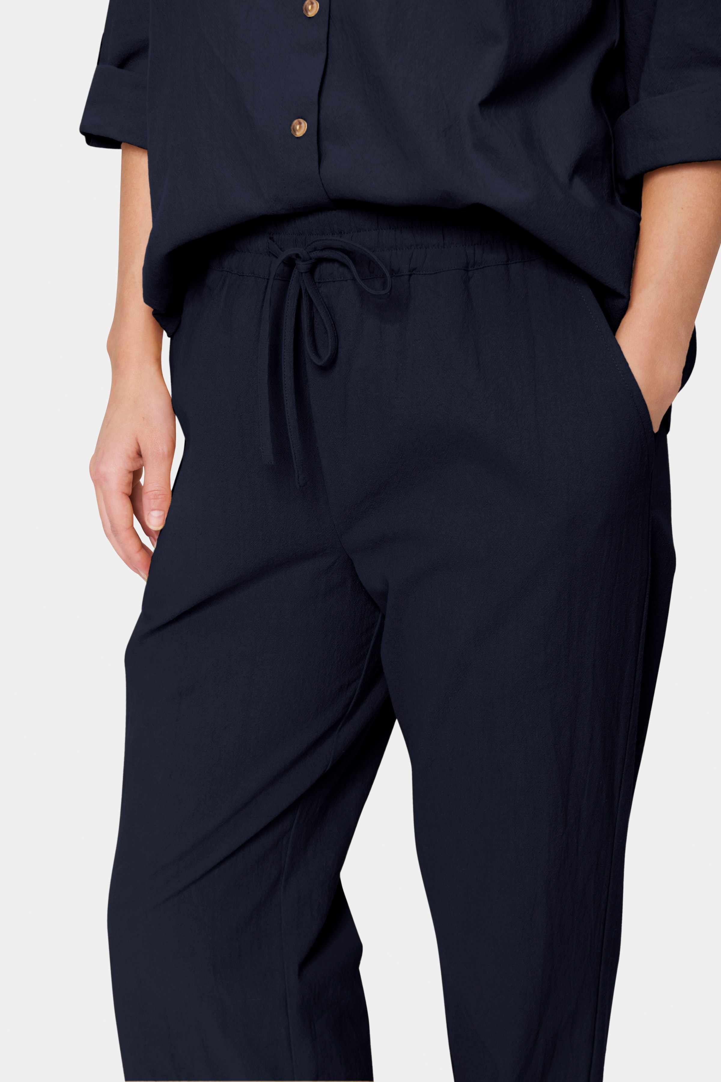 Zalinda Trousers LOOKBOOK DETAIL 30513816-193924