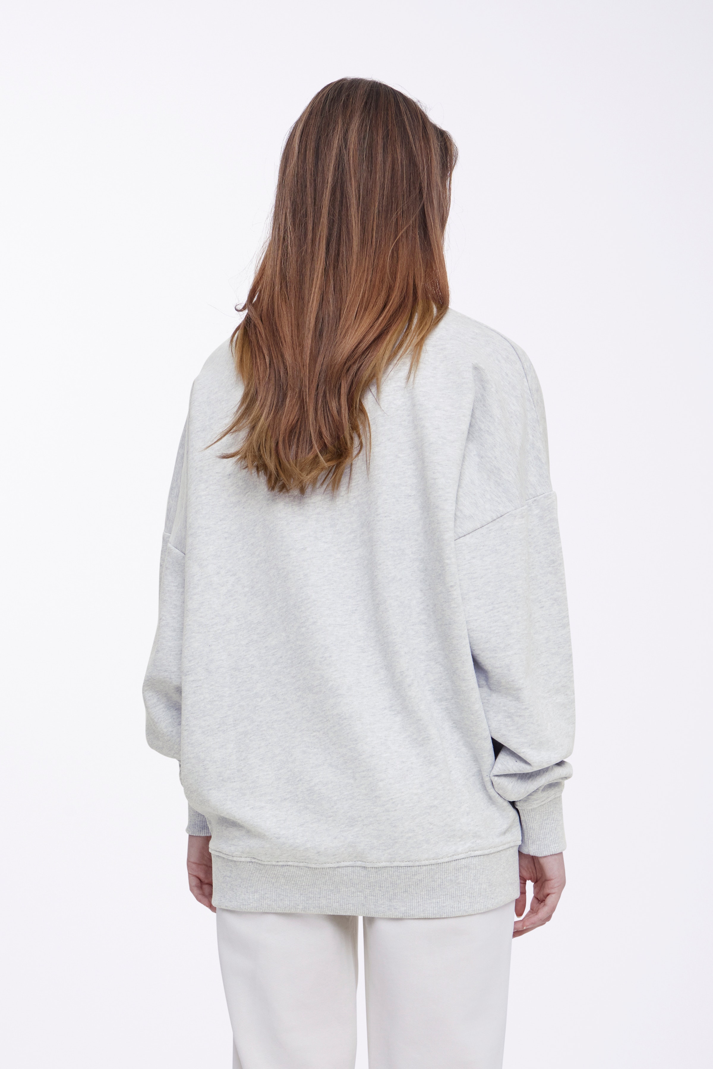 L. SMITH SWEATSHIRT LOOKBOOK BACK 50400051-204227