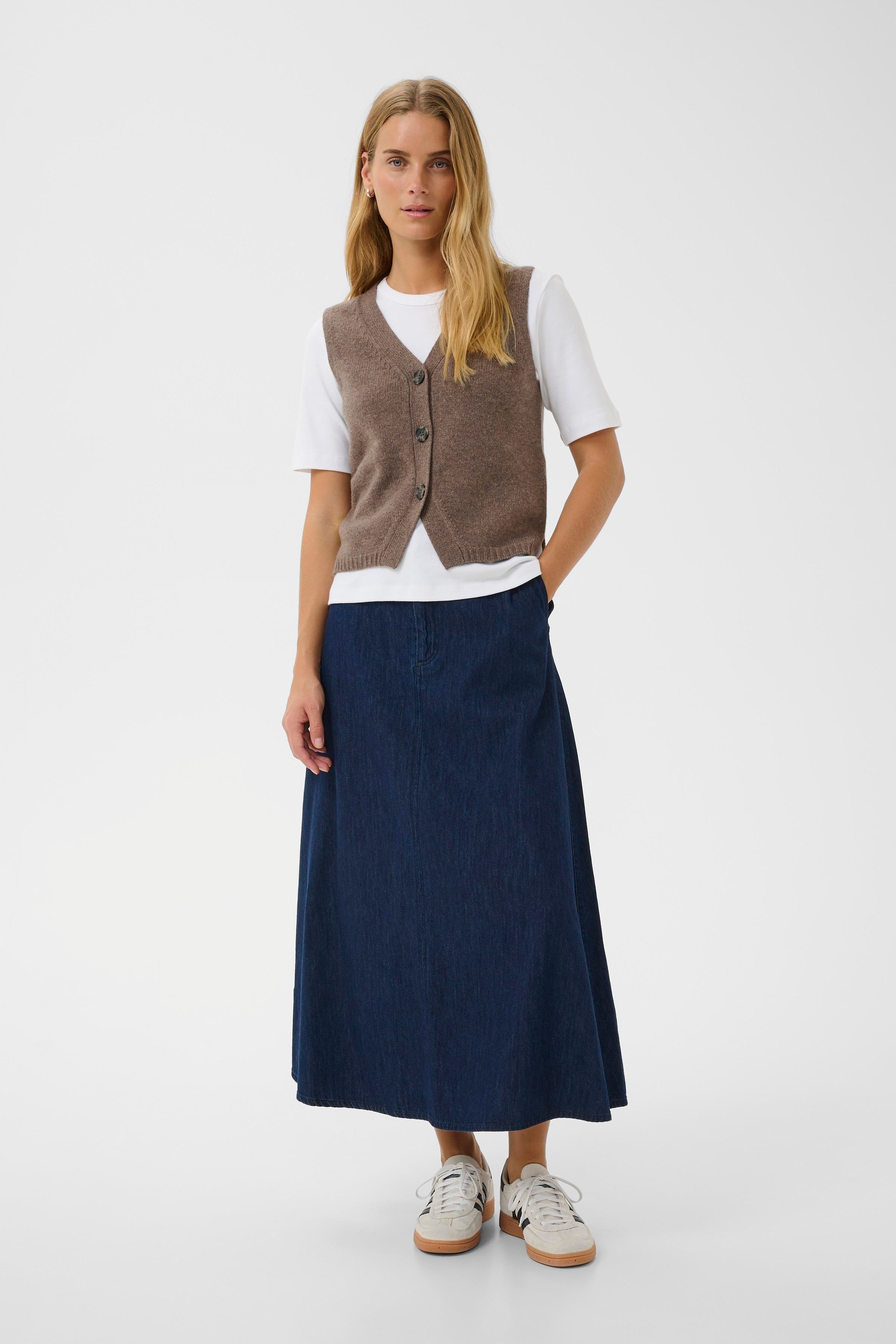 SylvaPW Waistcoat LOOKBOOK FRONT 30310052-1813041