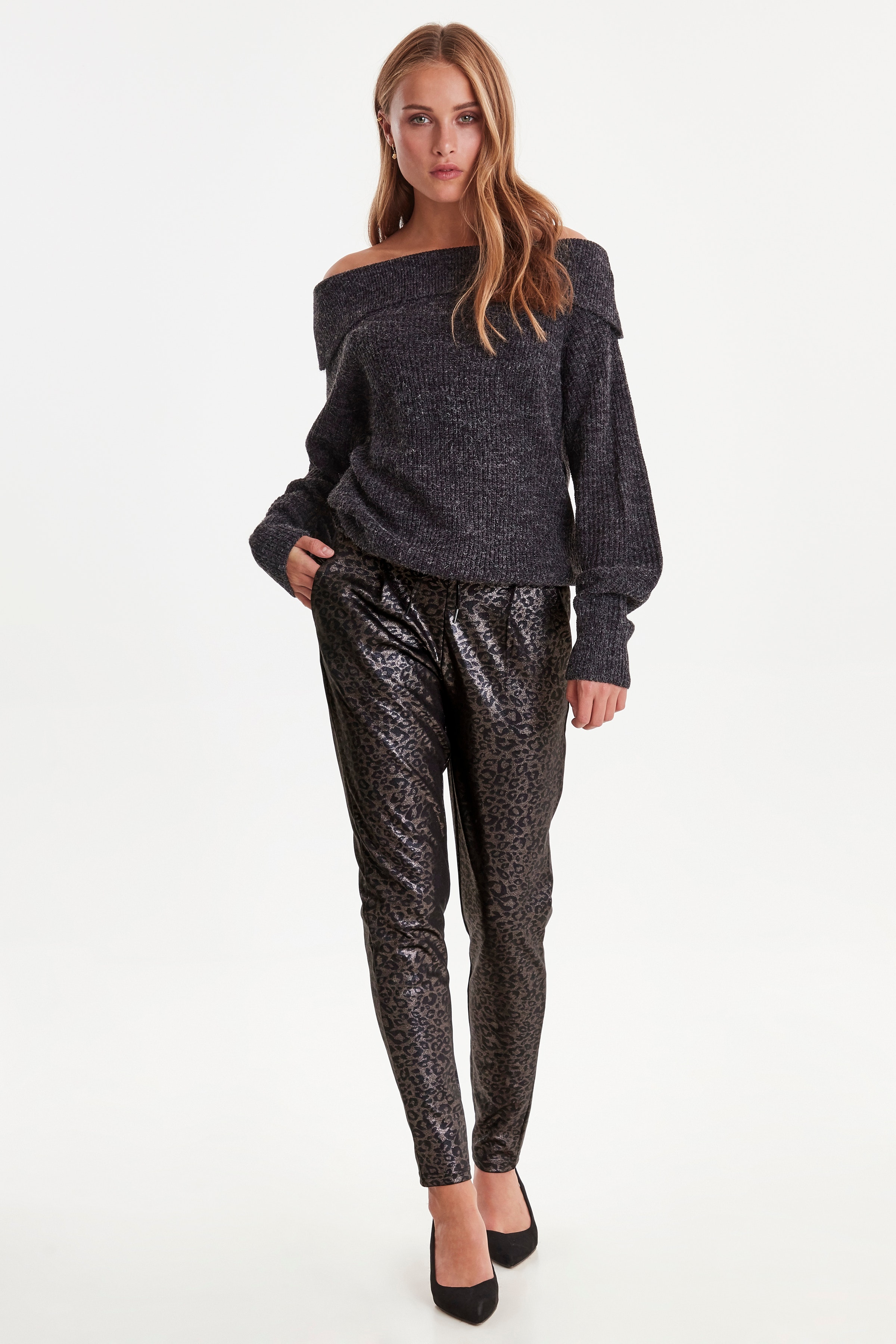 Pants-knitted LOOKBOOK FRONT 20111813-10011