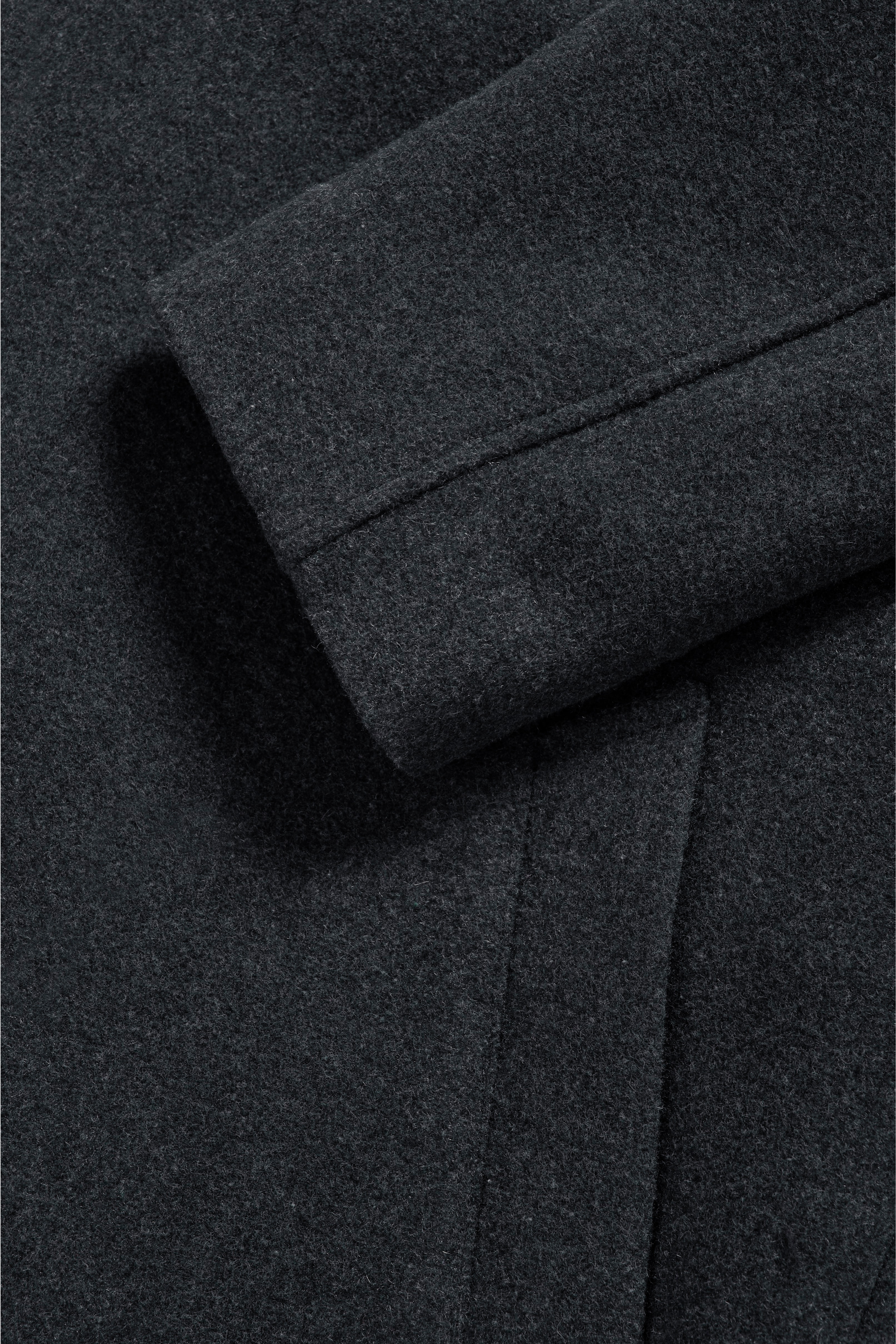 MAelijah M73 Mantel PACK DETAIL 30208861-300271