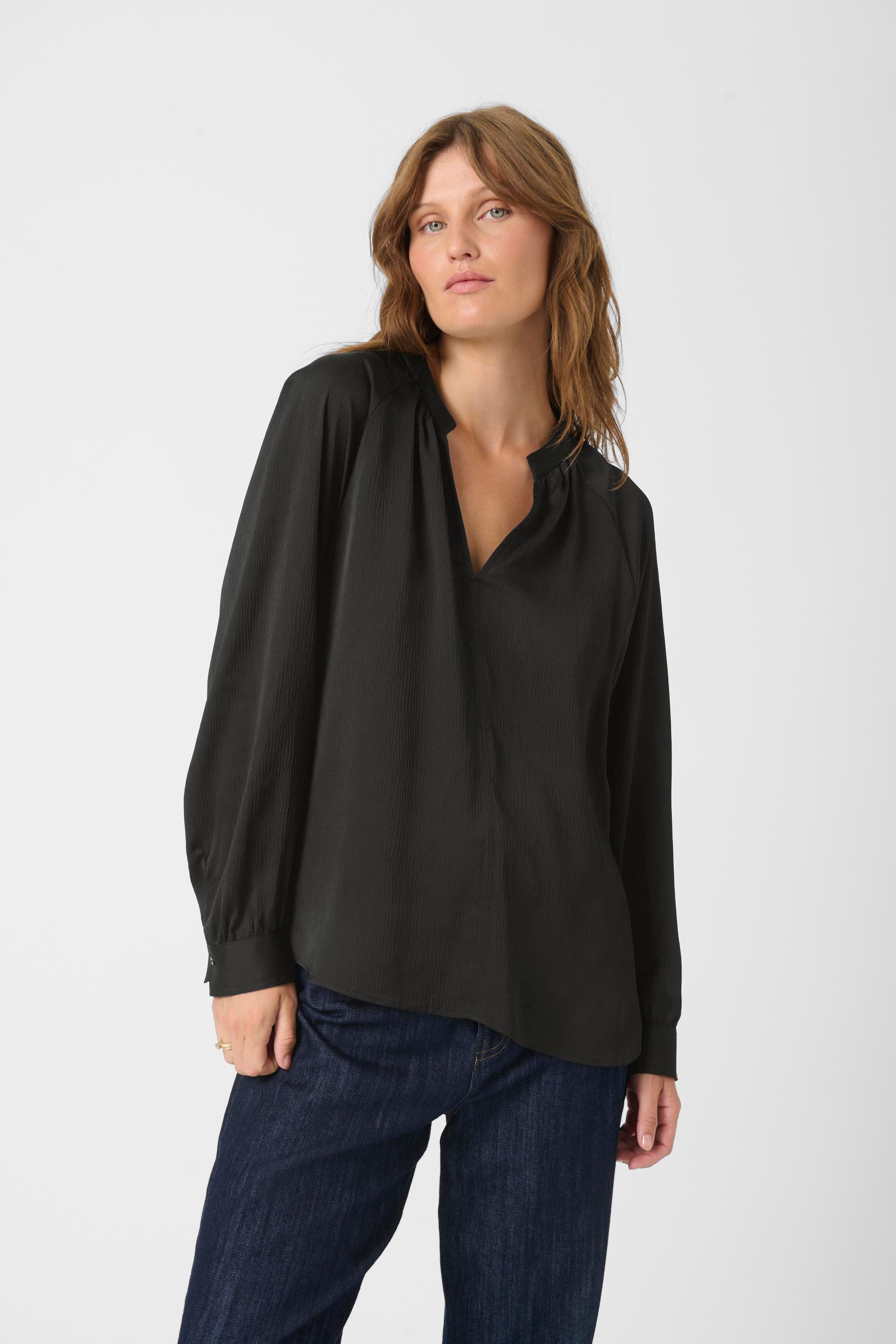 SLIoana Bluse LOOKBOOK FRONT 30407197-194008