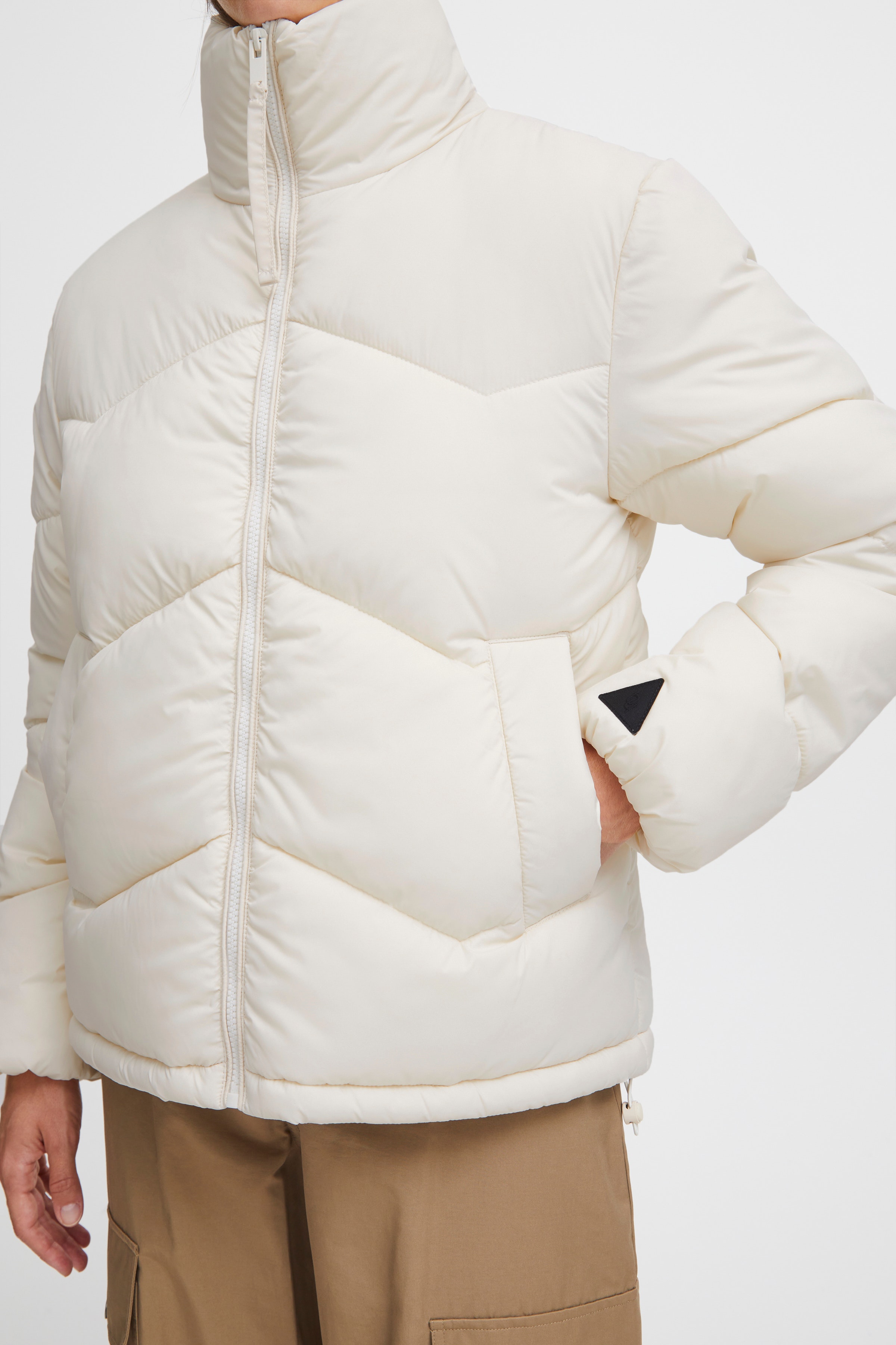 BYBOMINA Oberbekleidung LOOKBOOK DETAIL 20815100-130905