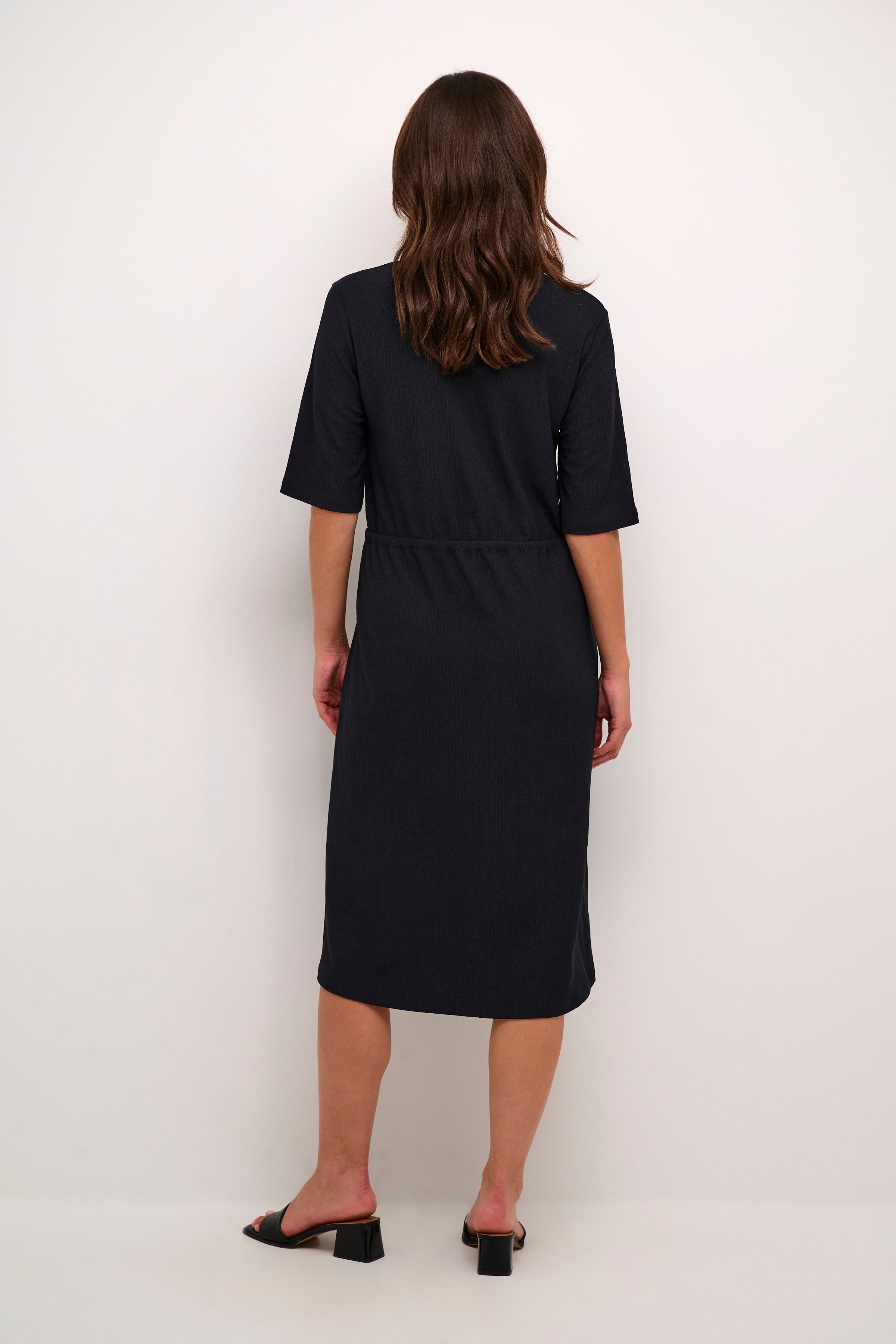 BPanna Kjole LOOKBOOK BACK 10590796-100121B