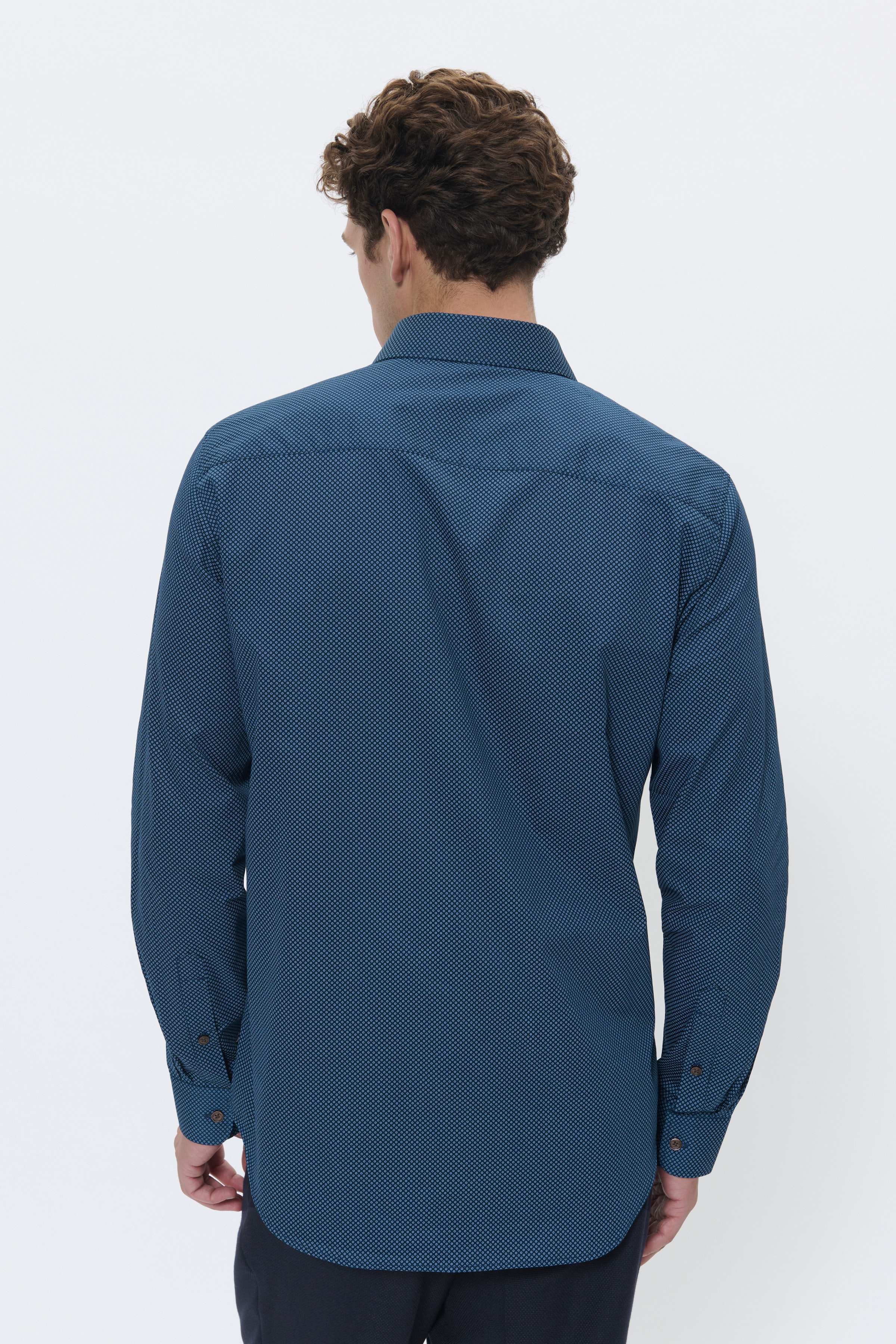 MAtrostol Shirt LOOKBOOK BACK 30208519-194011