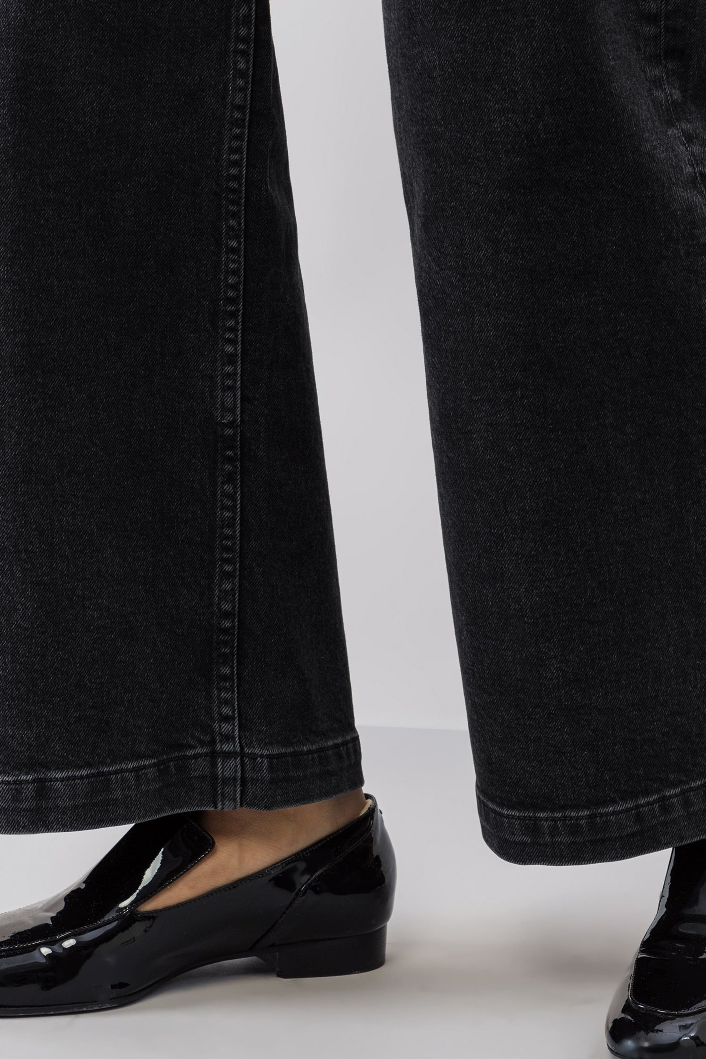 PIXIE Jeans LOOKBOOK DETAIL 30600250-BK995