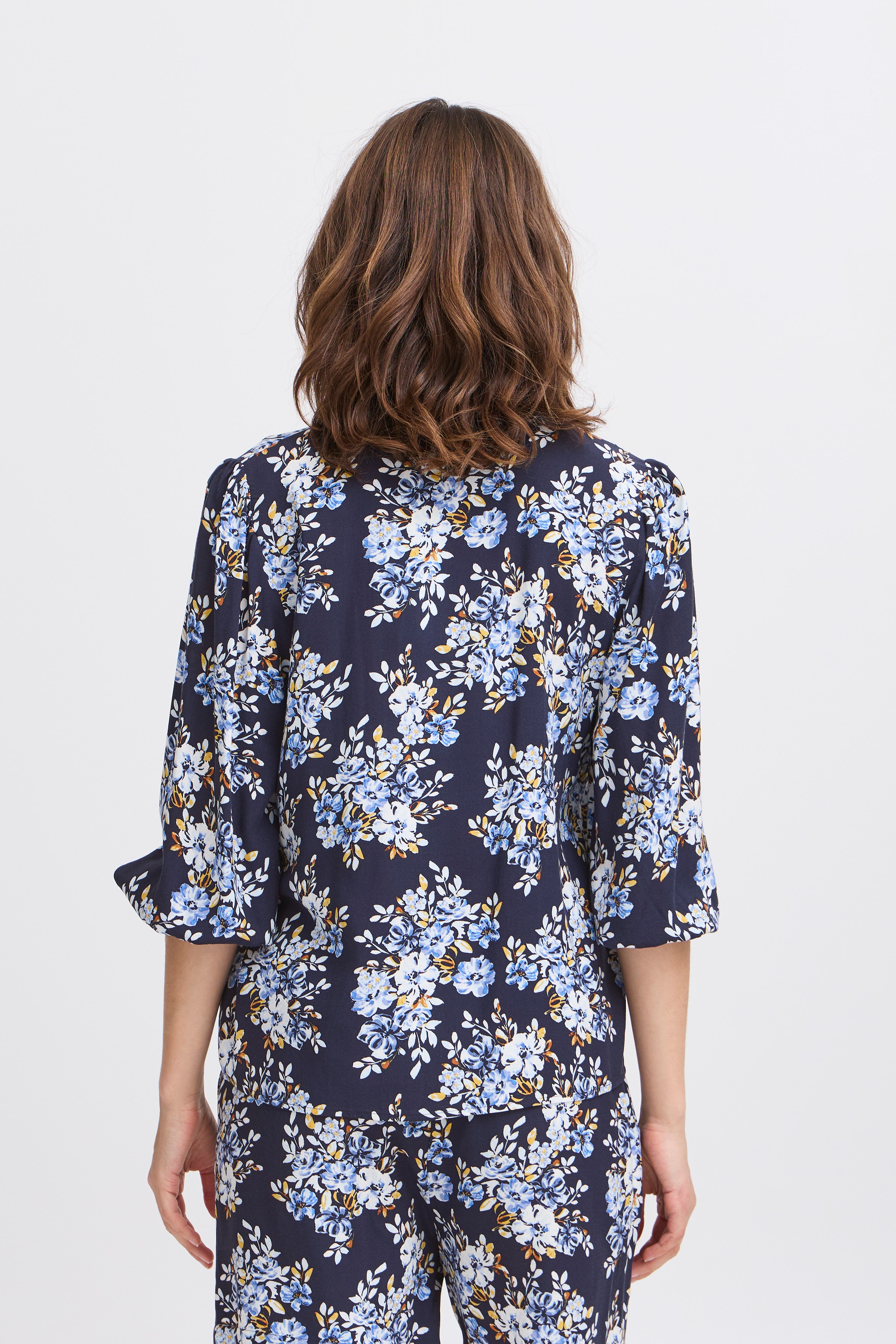 BYMMJOELLA Bluse LOOKBOOK BACK 20816528-204600