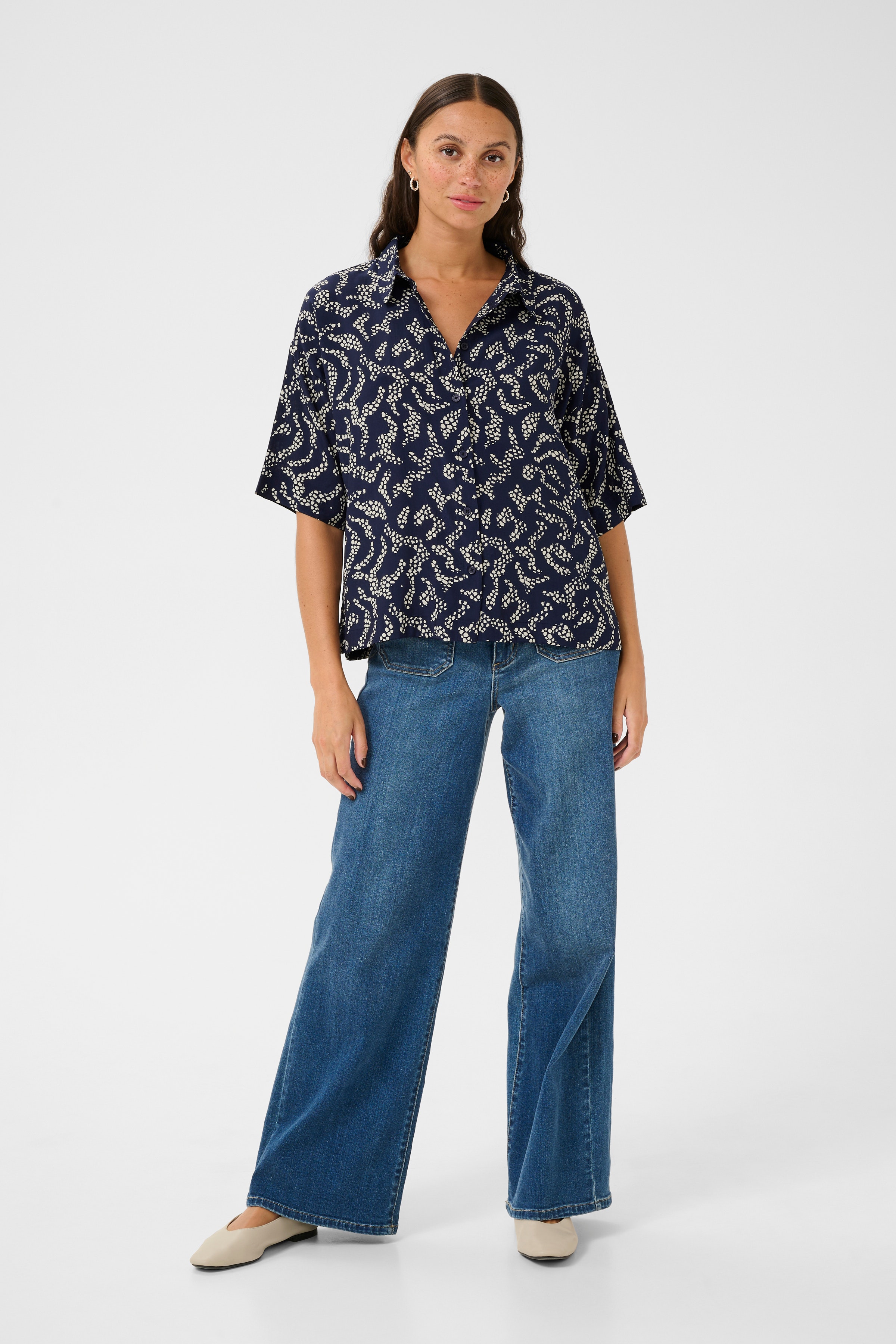 KAbarton Skjorte LOOKBOOK FRONT 10509914-107419