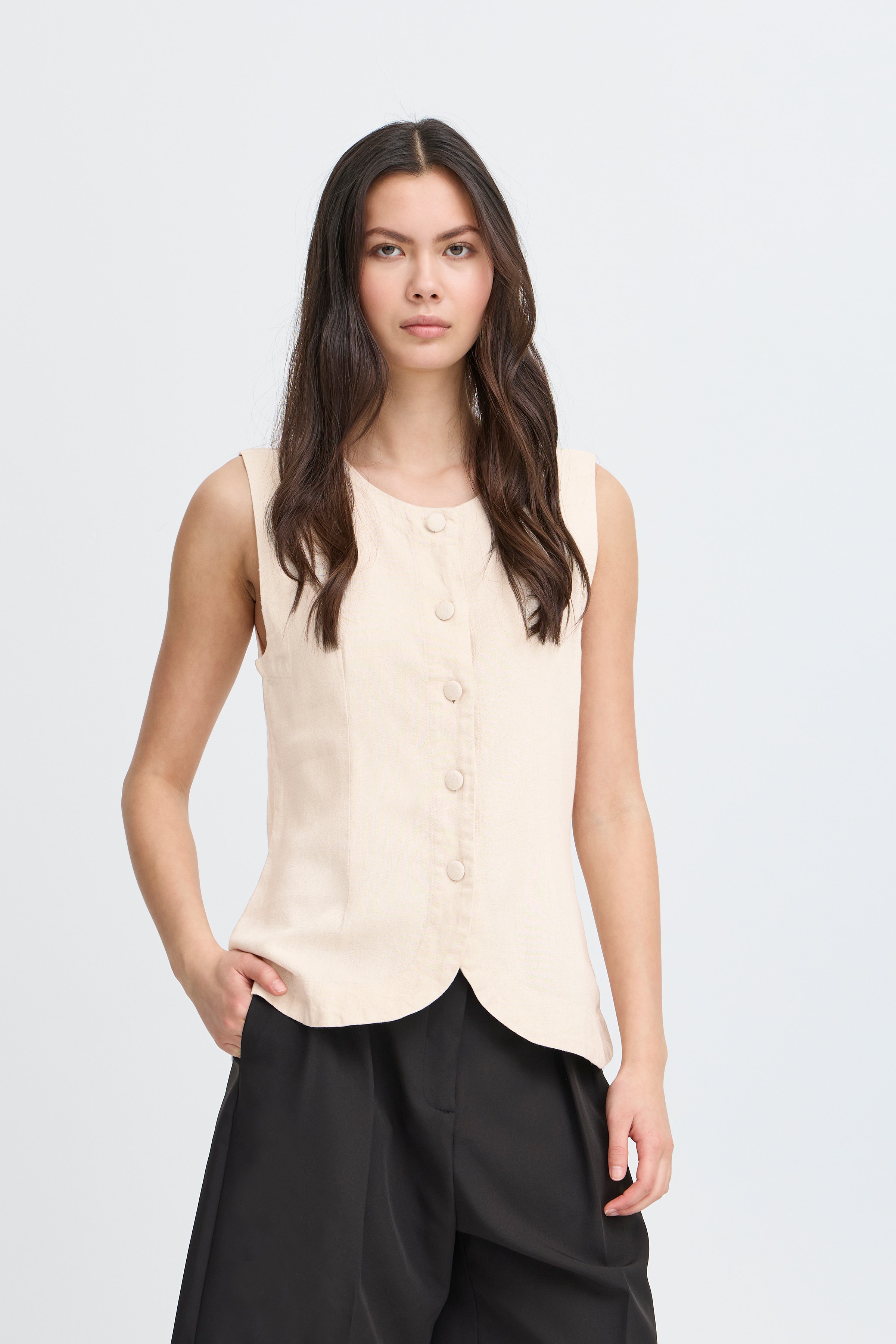 IHLINNO Väst LOOKBOOK FRONT 20122914-204424