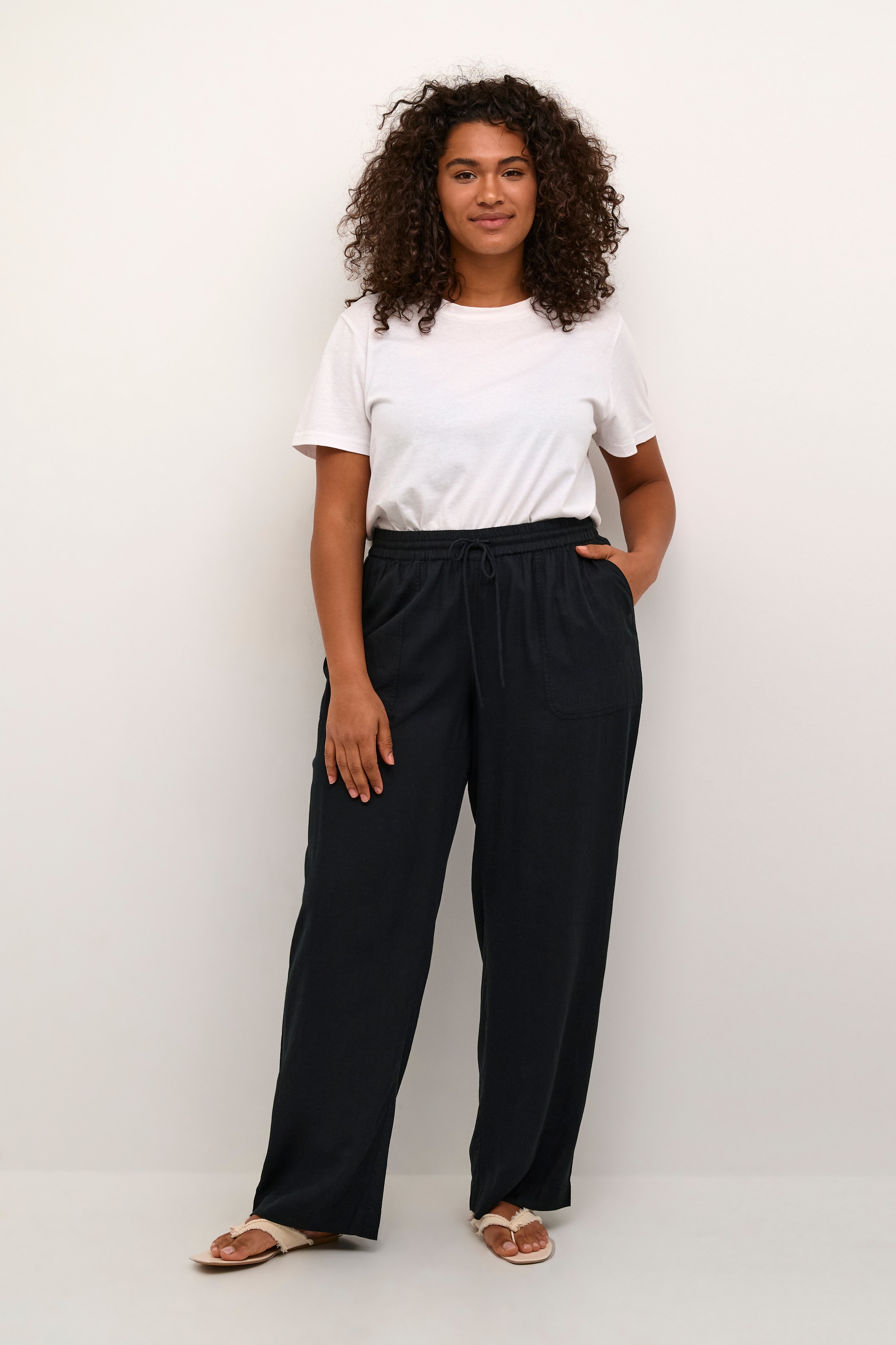 KCmille Trousers LOOKBOOK FRONT 10582220-100121